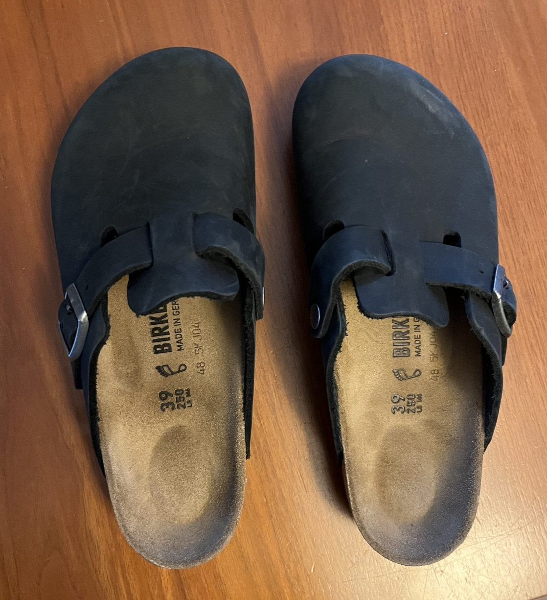 Birkenstock Boston Clogs in Black Oiled Leather W/Contour Footbed Size 39