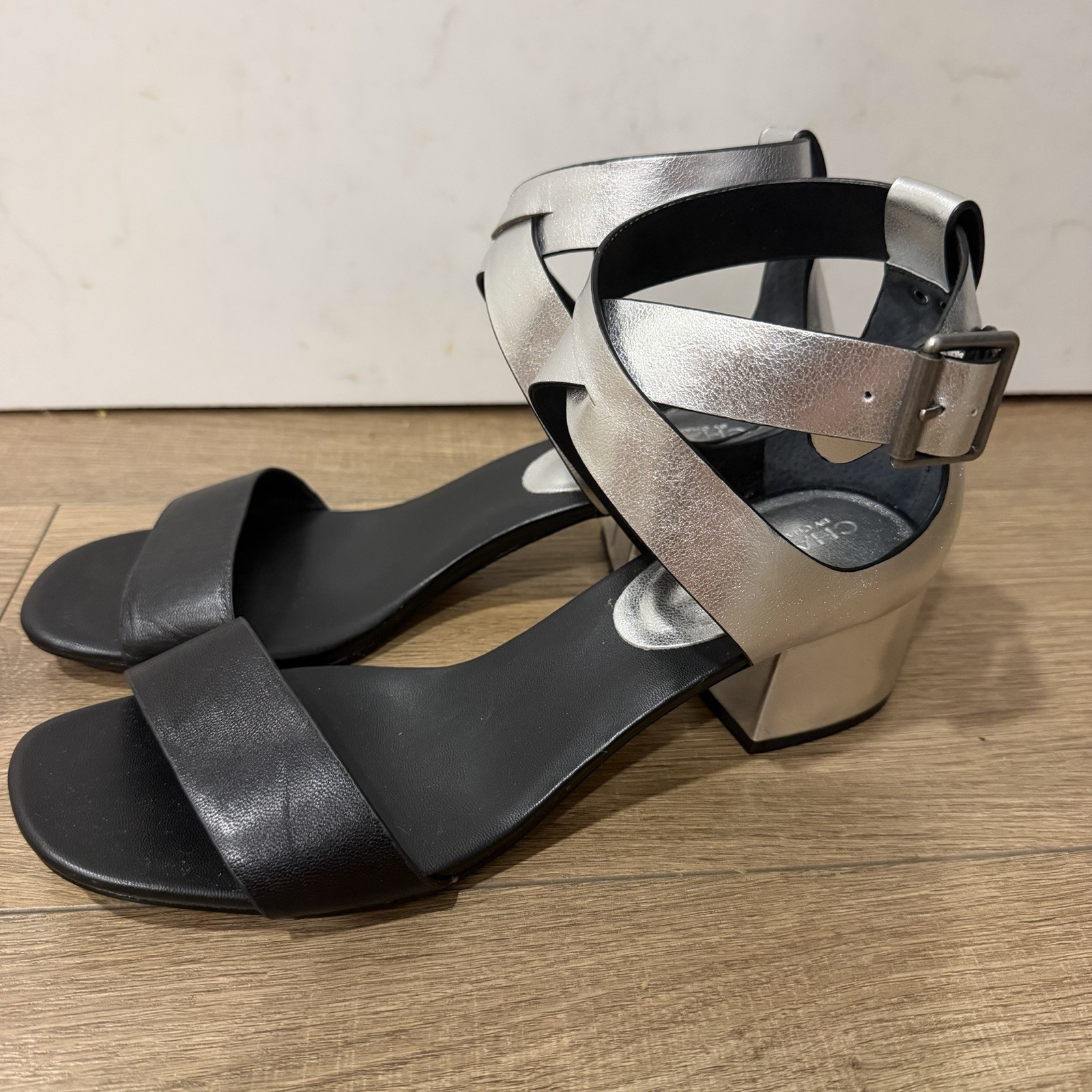 charles by charles david Silver And Black Heeled Strappy Sandals , 9.5