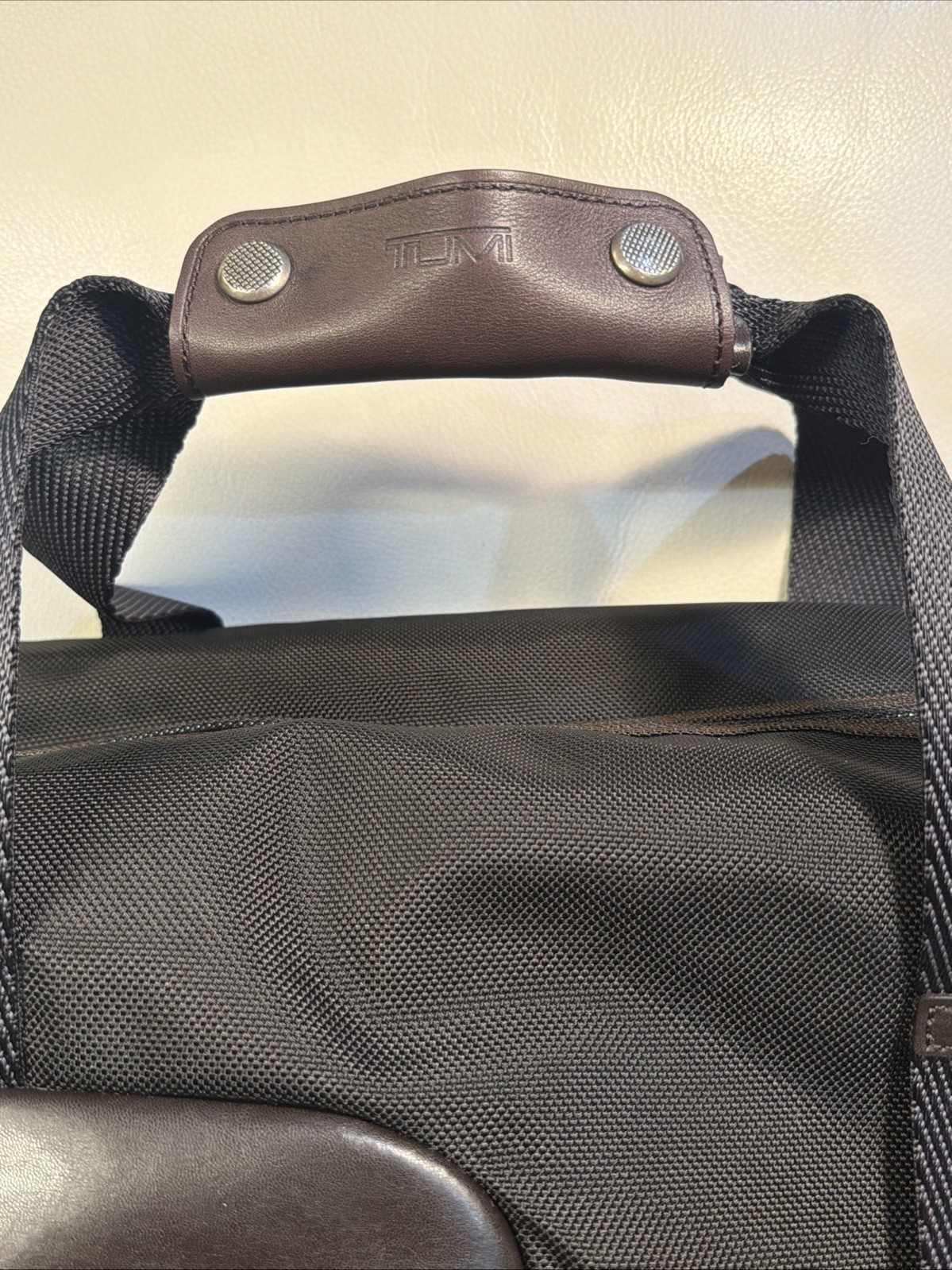 Tumi Alpha Bravo Grissom Travel Duffle Satchel Bag Nylon Black 223358 EXCELLENT