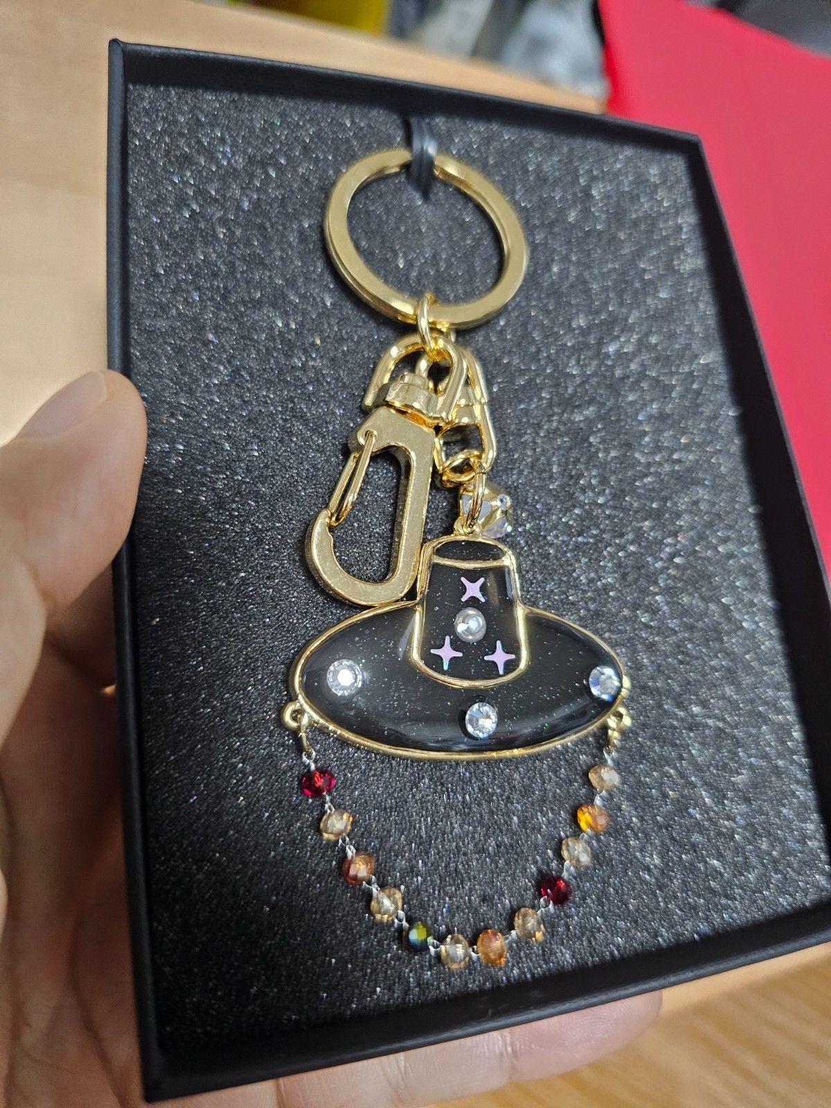 Arirang Korean Traditional Gat Hat Keyring Mother of Pearl Gemstone Keychain