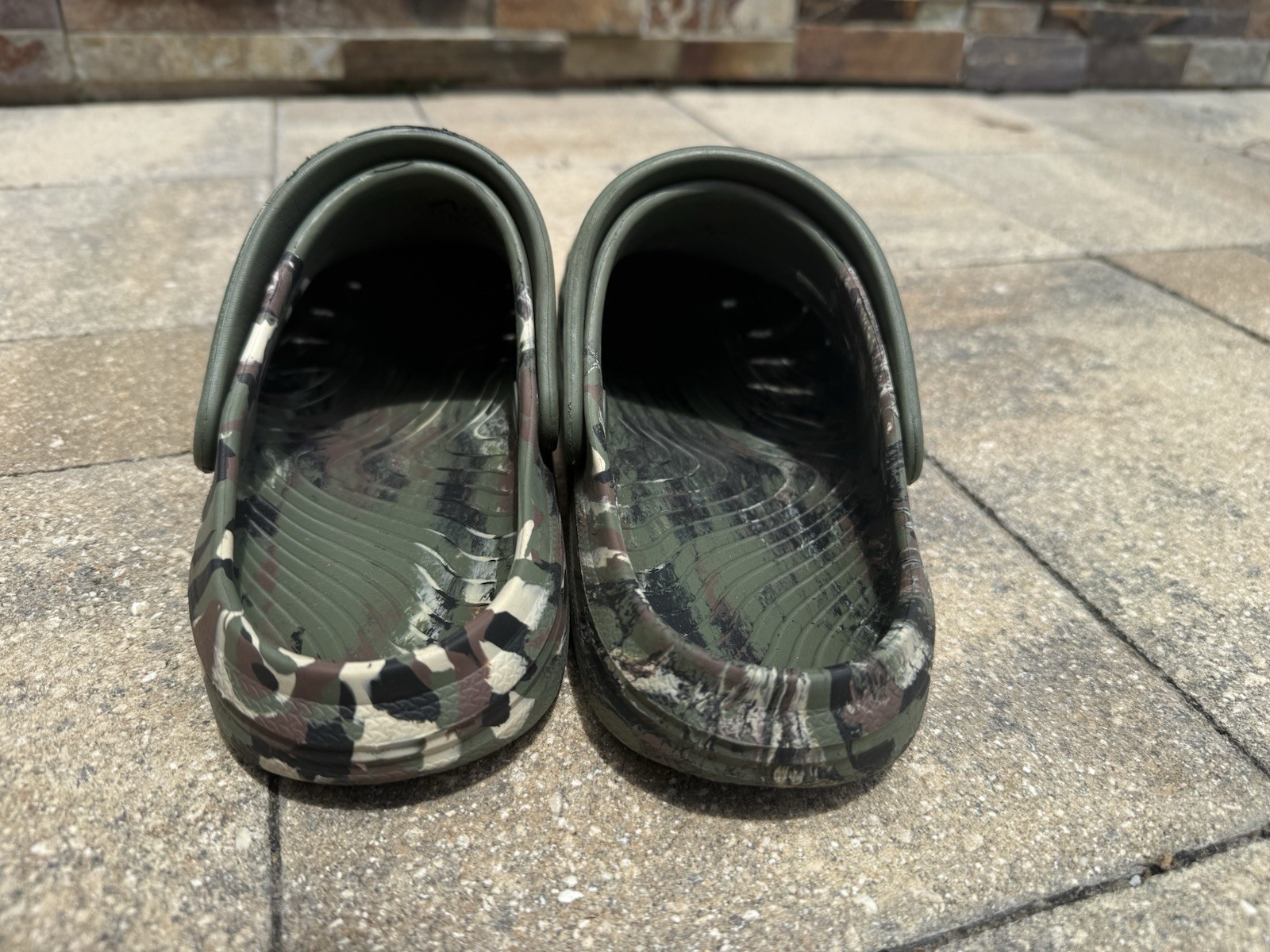 Rugged Shark Men’s Camo Clog Sandal Green/Black Slip-On Rubber Upper Sz 9