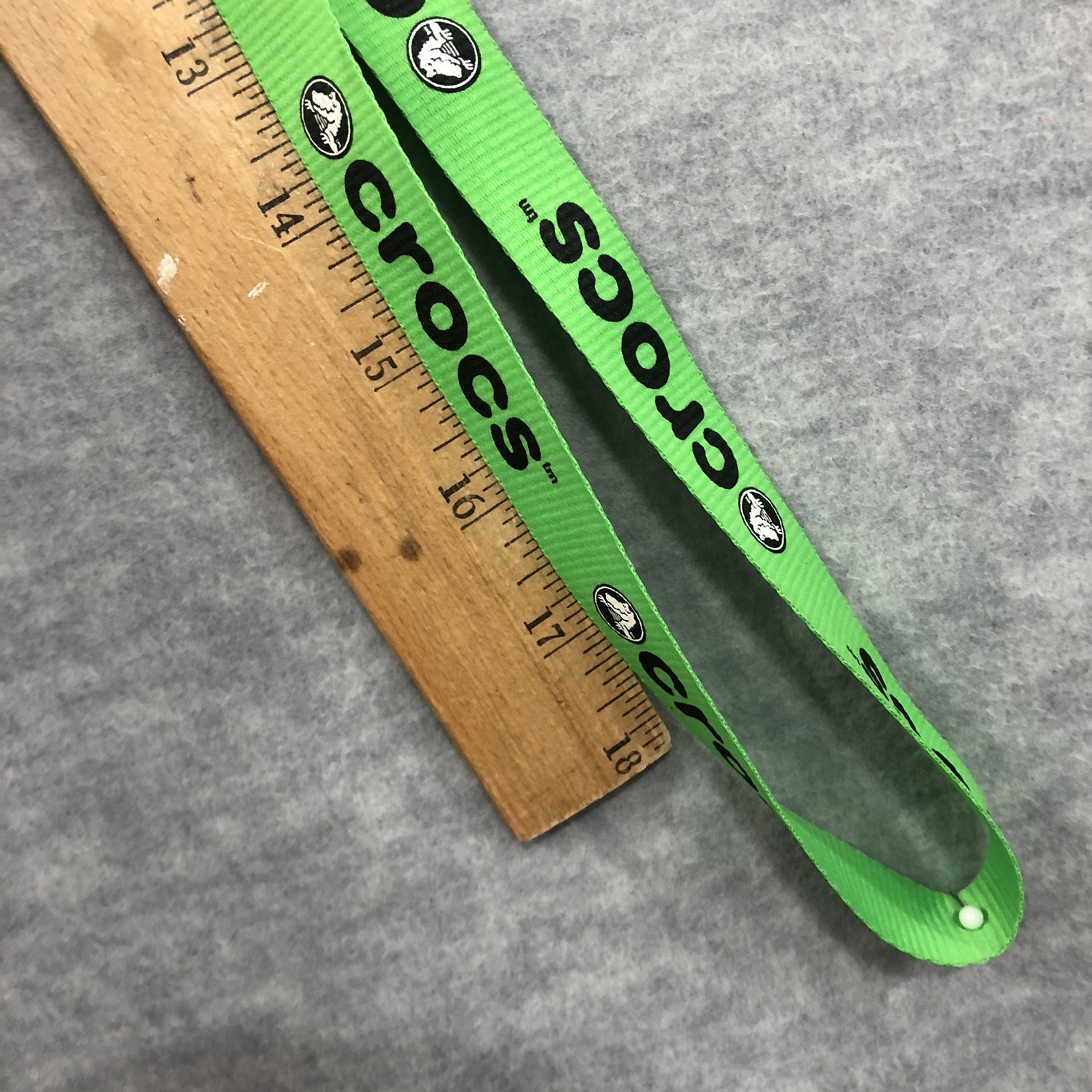 Crocs Croslite Guy Green Figure Keychain Promo Rare New + Green Crocs Lanyard