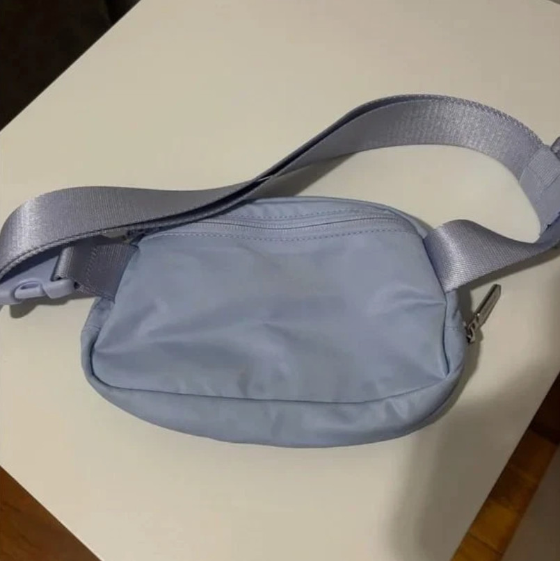Lululemon Everywhere Belt Bag 1L Light Blue Unisex Crossbody Waist FannyPack NWT