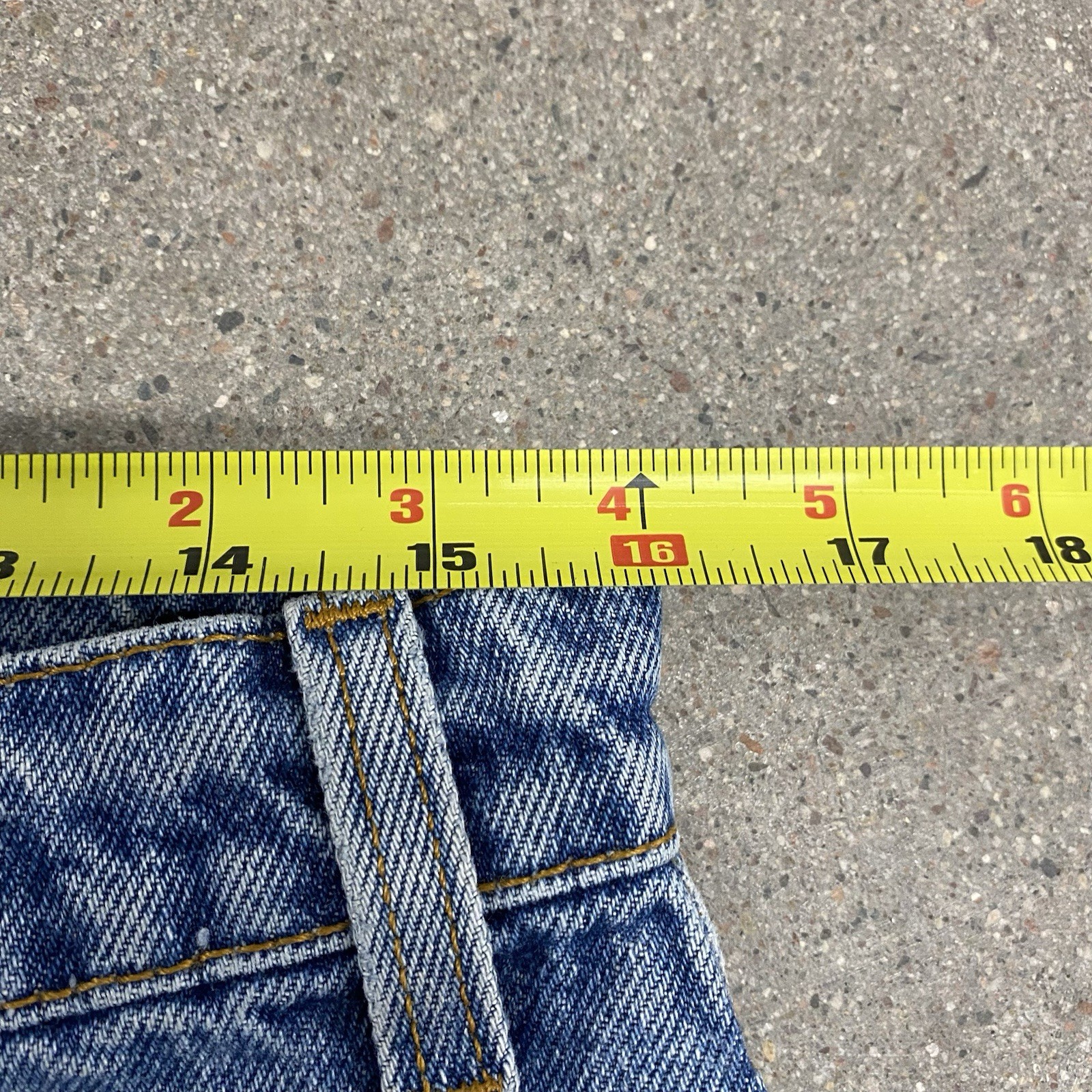 Vtg Levi’s 540 Jeans Relaxed Fit Mens Actual 32×31.5 Blue Medium Wash USA Made