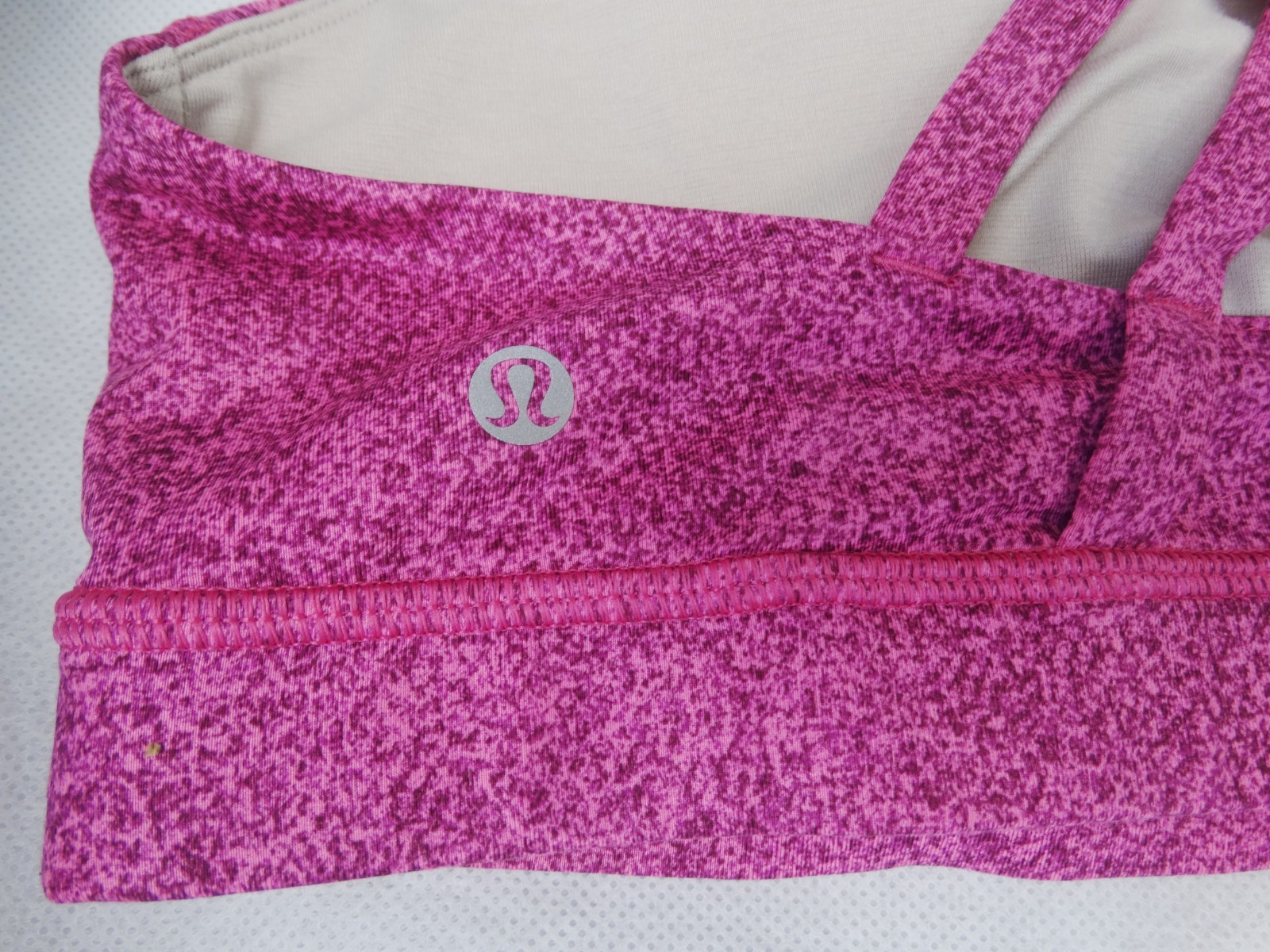 Lululemon Size 10 yoga ENERGY BRA, Flashback Static/Raspberry w cups