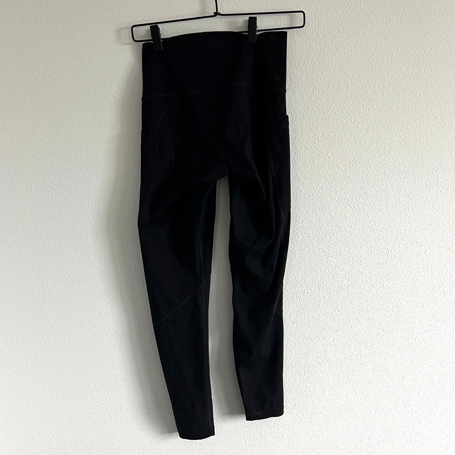 Everlane The Perform Black High-Rise Side Pocket Legging S Soft Sport Clean Girl