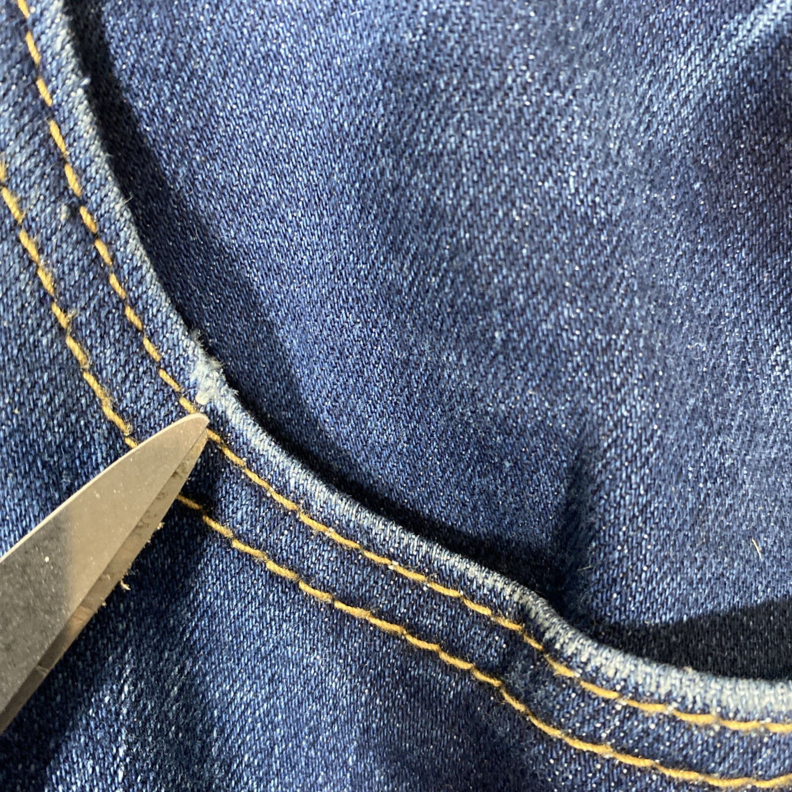 GUC Two Pair Levi 510 18 Regular 29×31 Jeans One Black One Blue