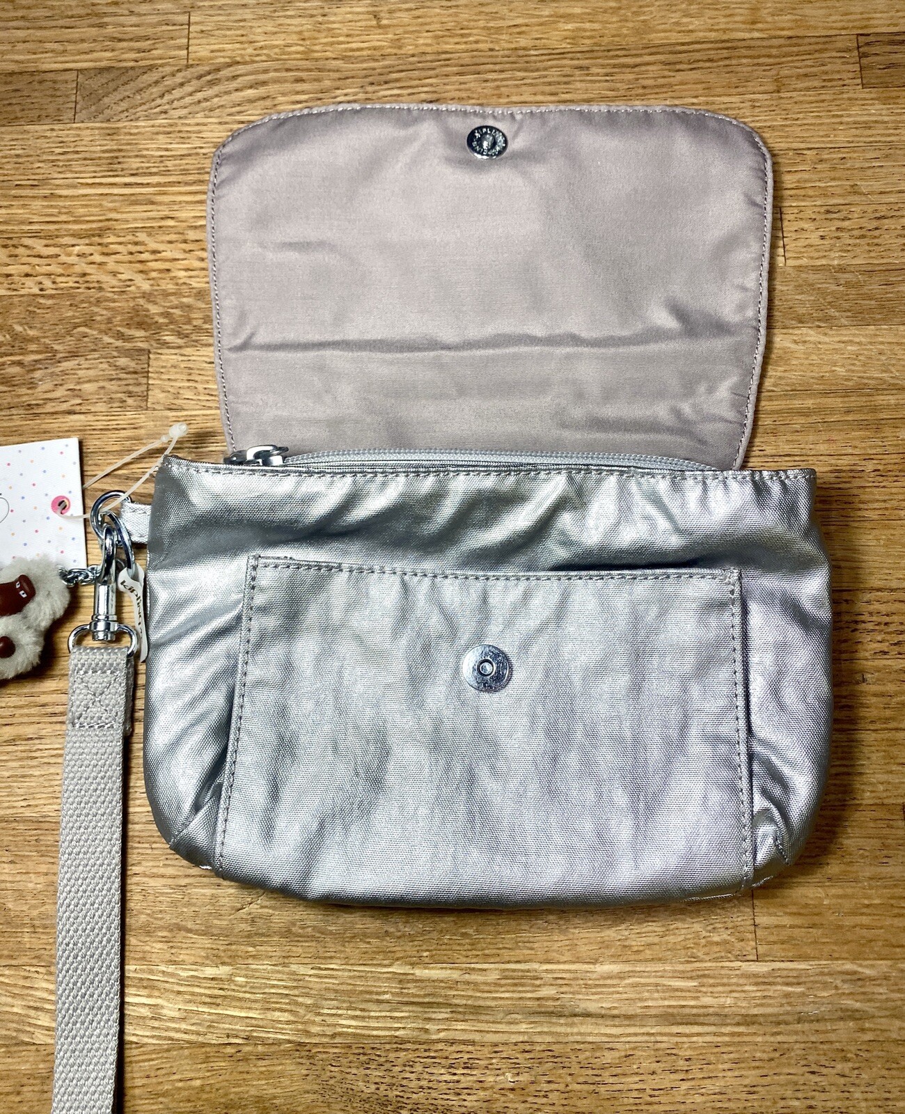 Kipling AC8601 – Selene Platinum Metallic Women’s Wristlet – New!
