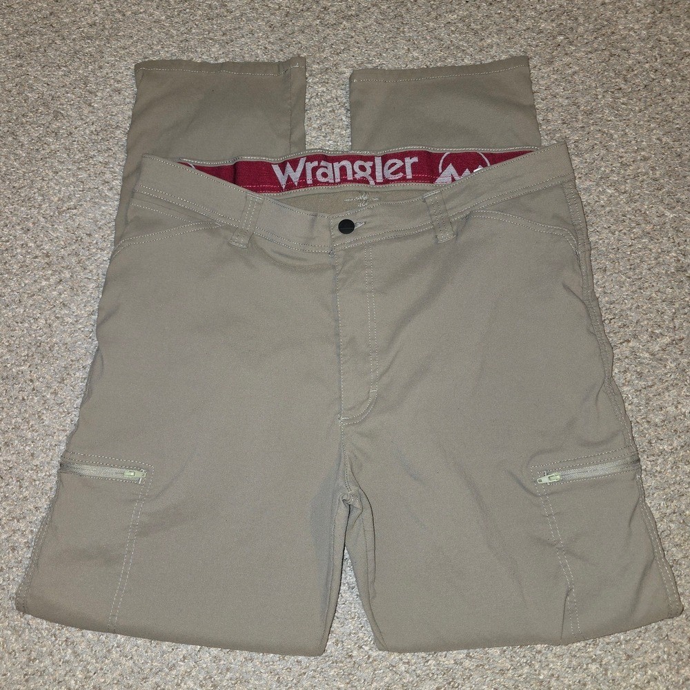 Wrangler Men’s Khaki Cargo Pants Size 38/30