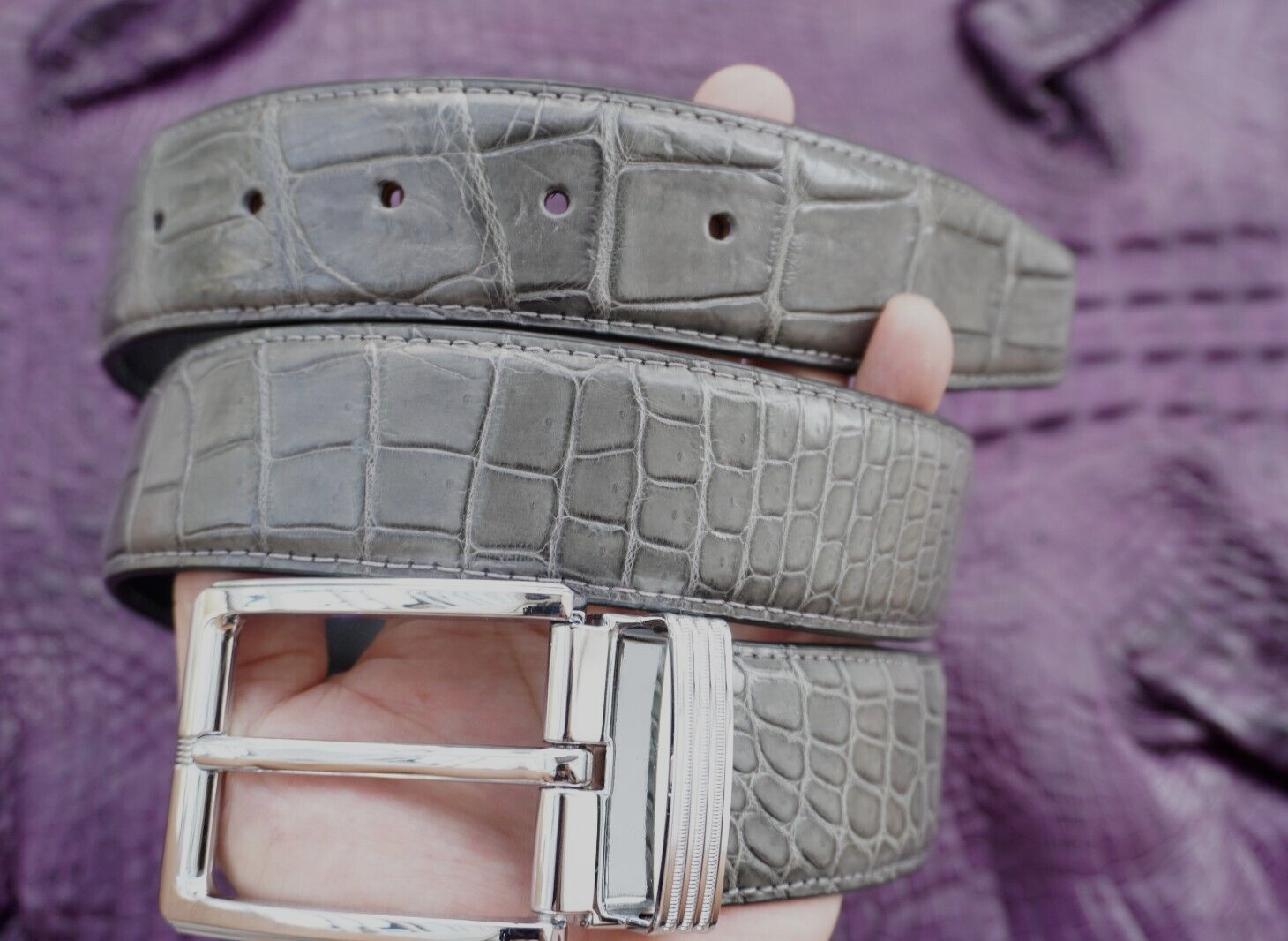 W 1.3 inch – Gray Genuine CROC Belly LEATHER Skin Men’s Belt