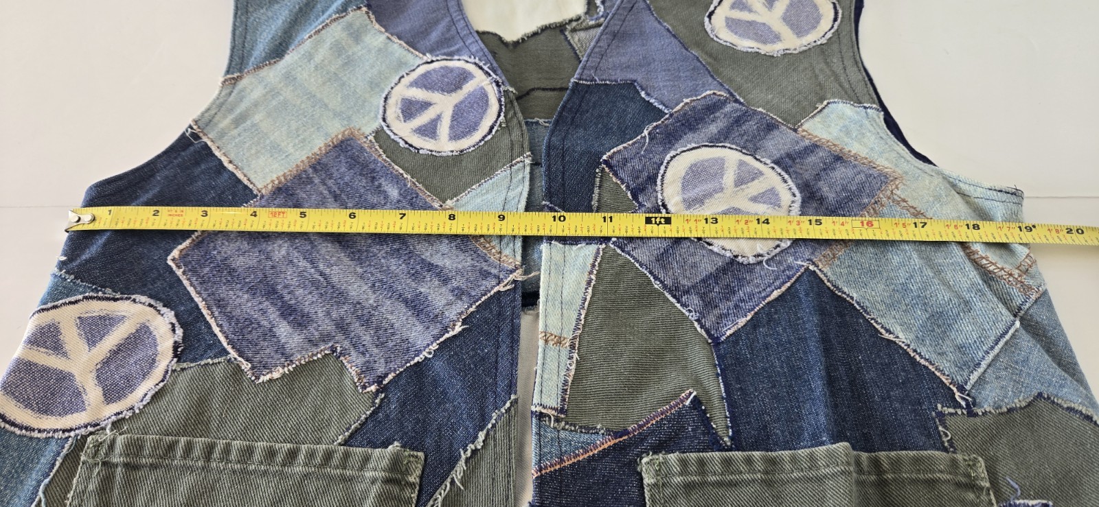 Vintage Denim Peace Sign Vest w/ Patches & Pockets *RARE* Frayed “Homemade” L