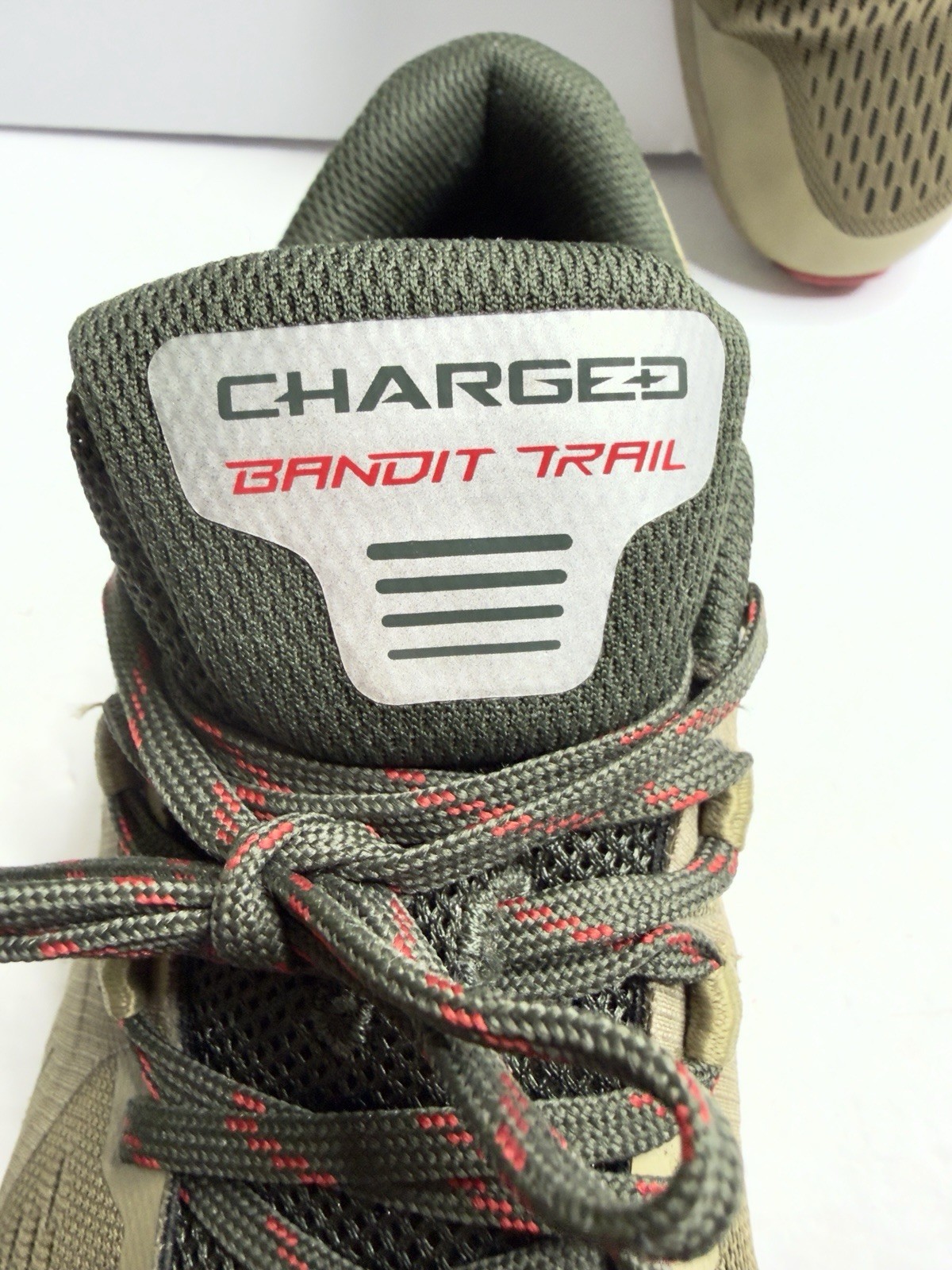 Under Armour Men’s UA Charged Bandit Trail Running Hiking Shoes Sz.12