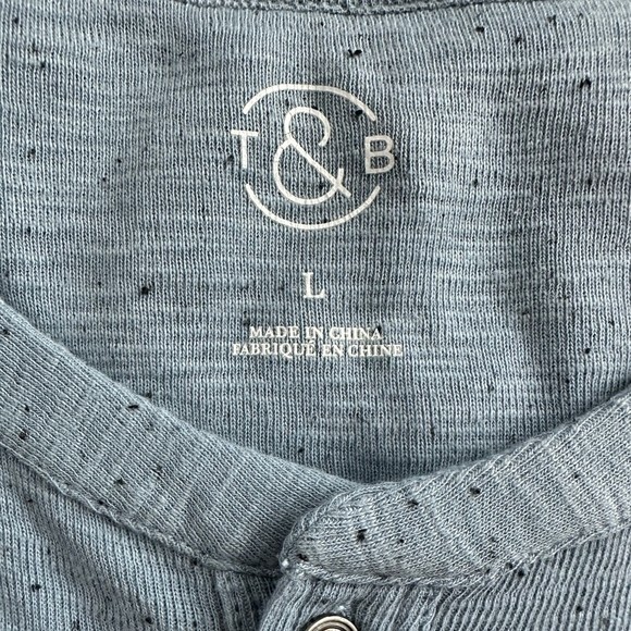 T&B Blue Cotton Polyester Blend Button Front Short Sleeve Relaxed Fit Mens Tee L