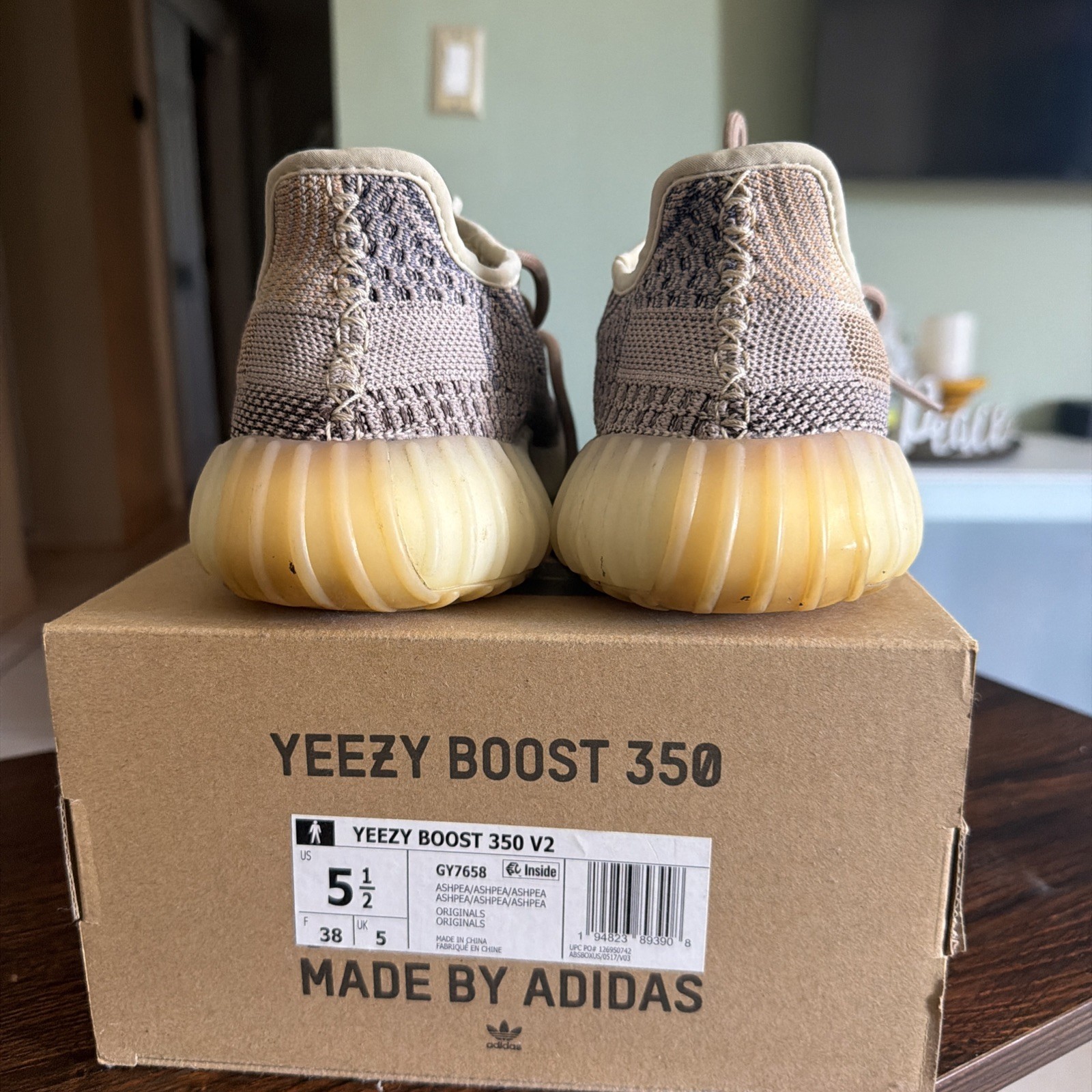 Adidas Yeezy Boost 350 V2 Ash Pearl Size 5.5 SLIGHTLY USED $50 OBO