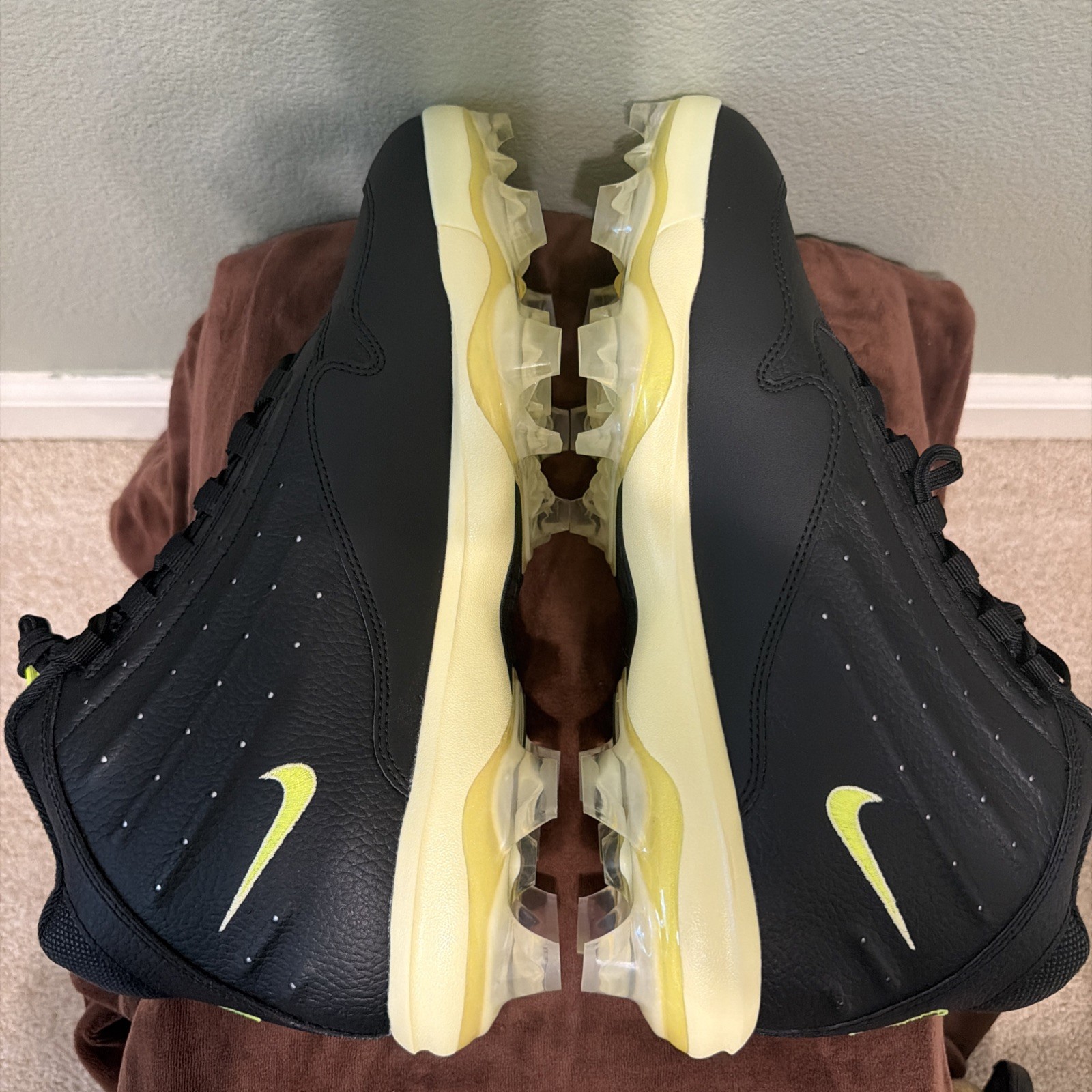 BRAND NEW Nike Griffey 2 MCS ‘Black Volt’ HF1579-001 Men’s Size 11.5 Cleats 🥵