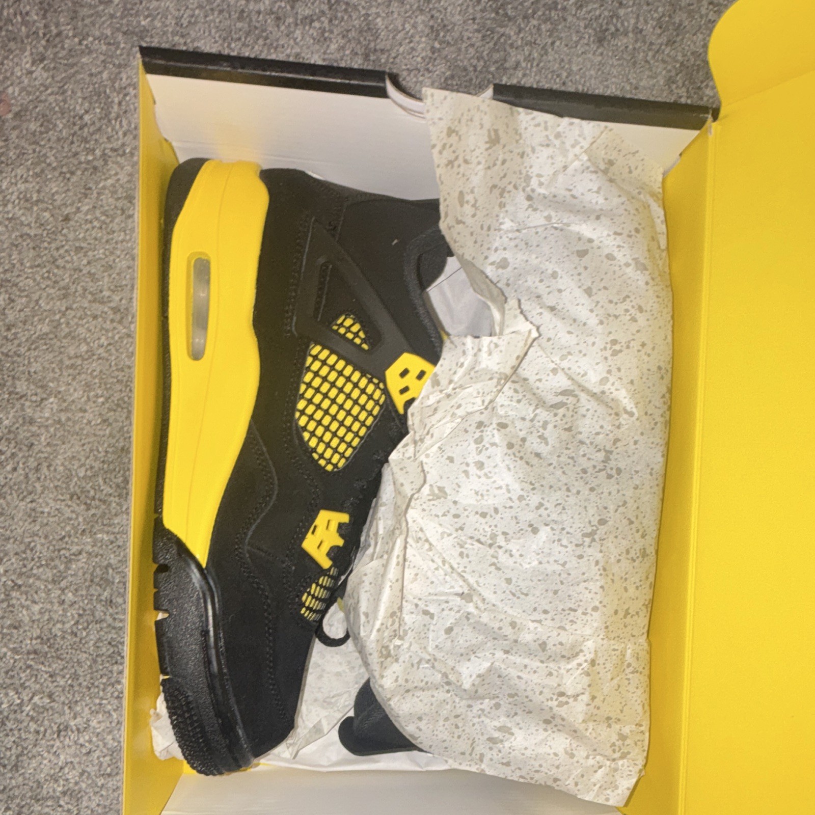 Jordan Air Jordan 4 Retro Thunder Black/Yellow Men’s Mid Top Basketball Sneaker
