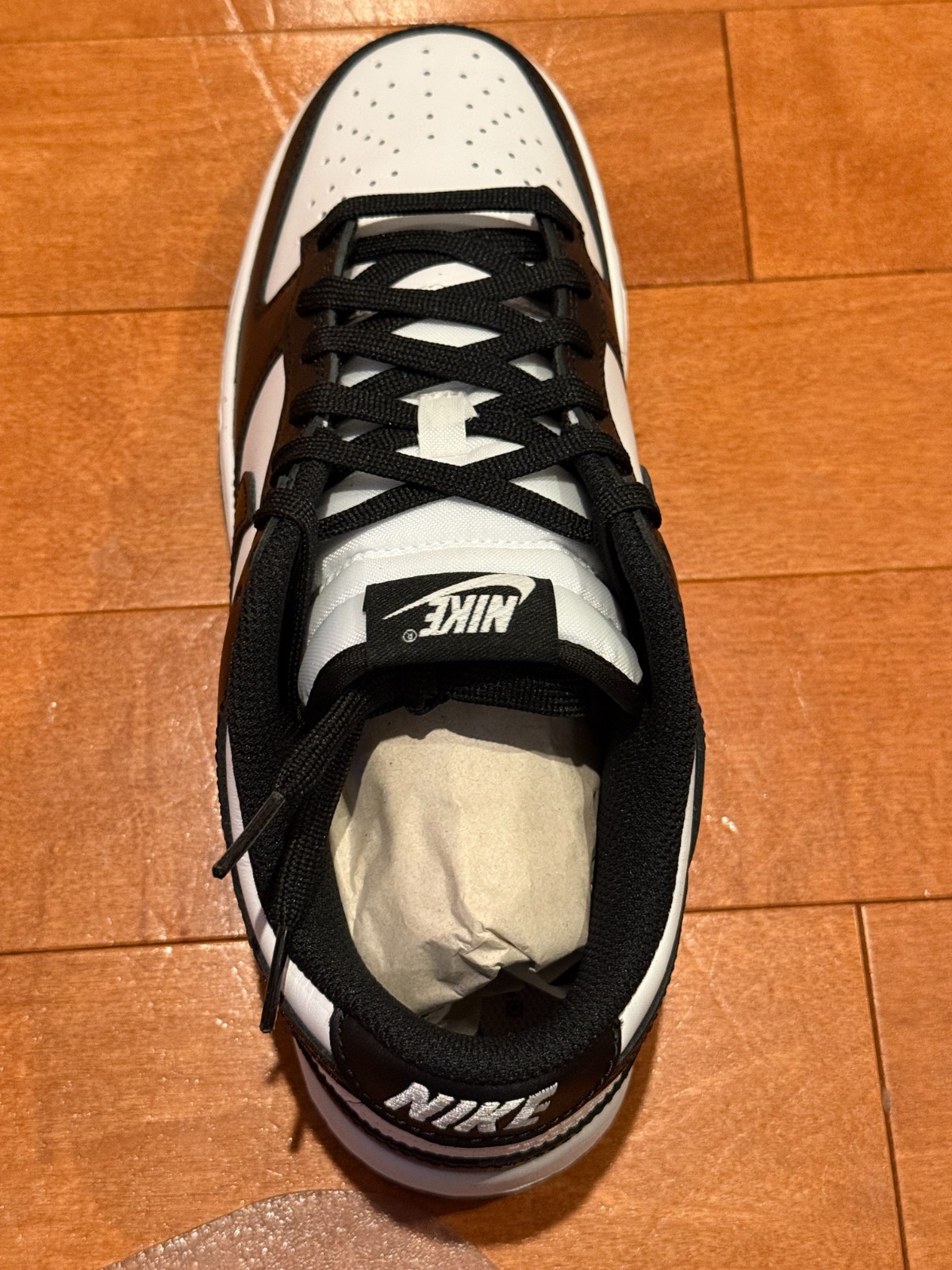 BRAND NEW IN BOX Nike Dunk Low Panda Black/White Athletic Sneakers 6.5 M / 8 W