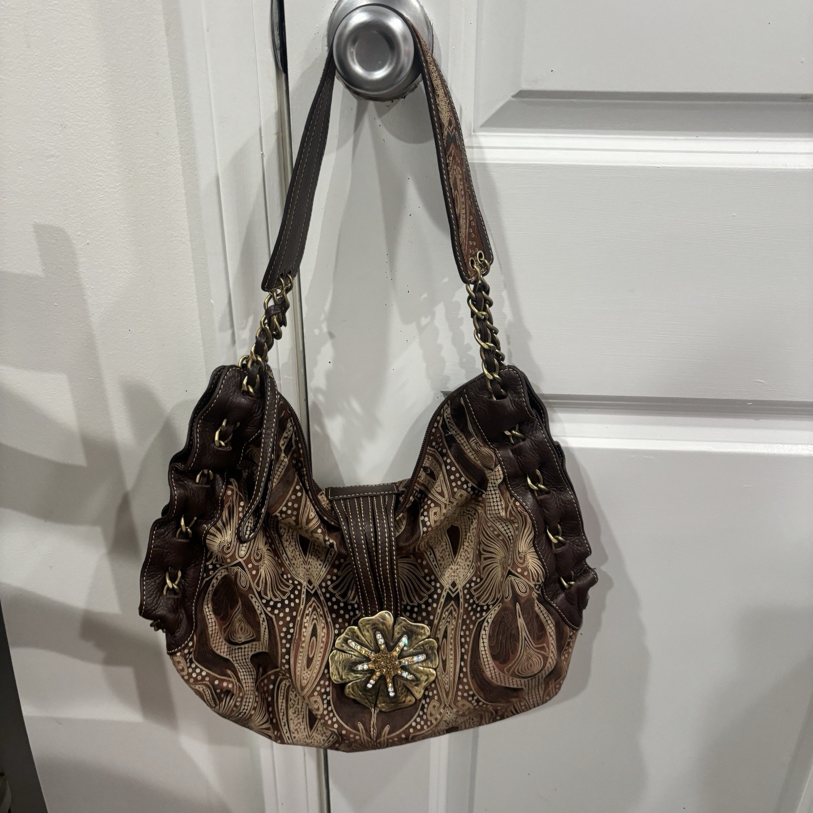 Sharif Paisley Shoulder Bag Zip Closure Gold Chain Strap Lined