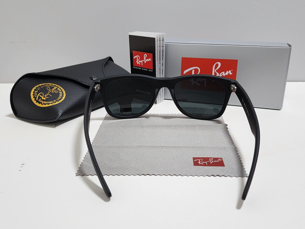 Ray-Ban RB2140 904 Wayfarer Sunglasses Black Frame Glass Gray Lens 50-22 /140 mm