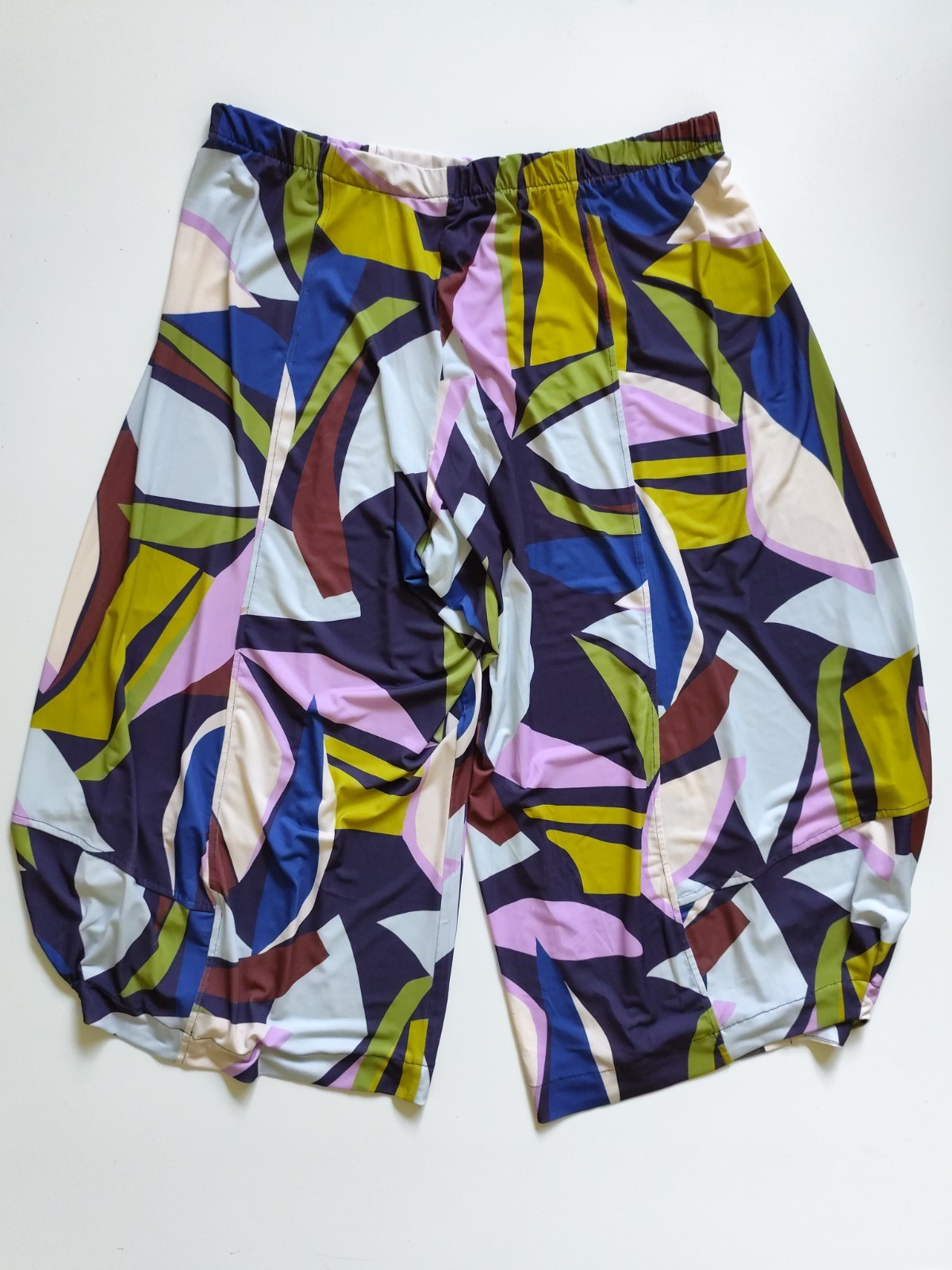 Alembika 2 pc. Set Tunic & Harem Cropped Oversized Pants Geometric Pattern L/XL