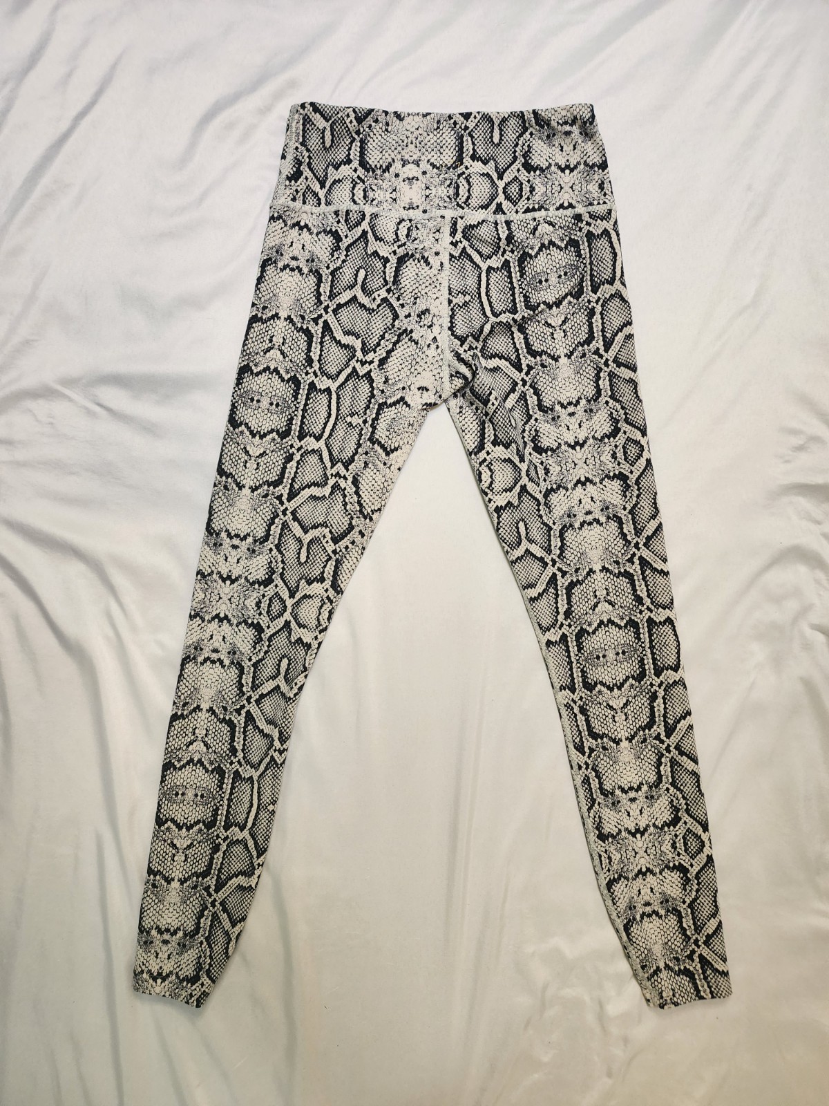 Varley Century Python Snake Print High Rise Leggings Ivory Black S