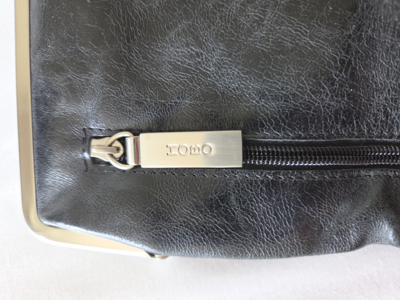 HOBO International Black Genuine Leather Kiss Lock Frame Clutch Wallet Floral