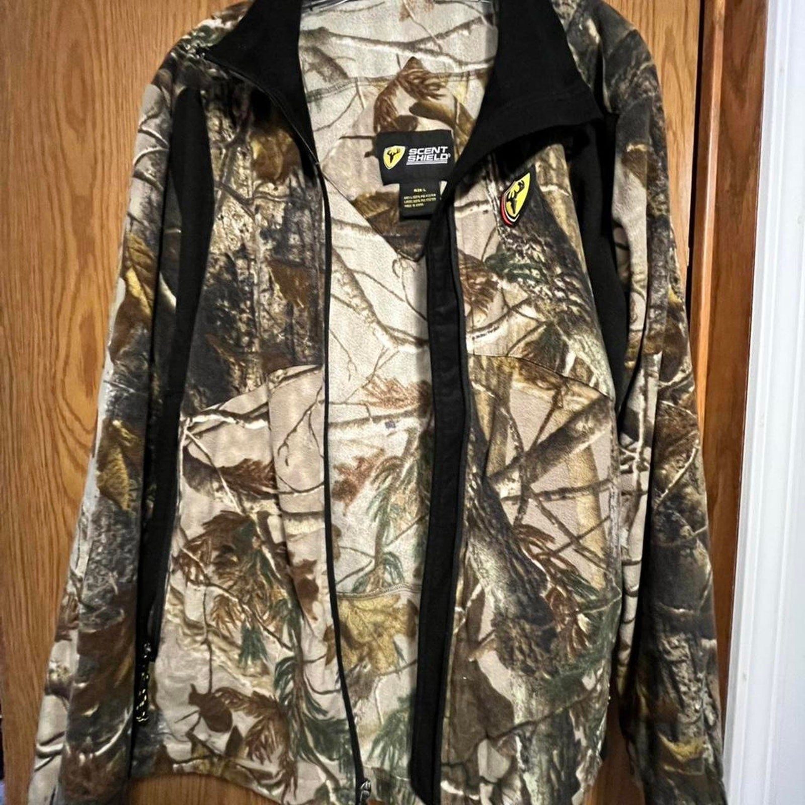Realtree Hunter’s Fleece woodland – L – zipper catch needs quick repair (pic 4)