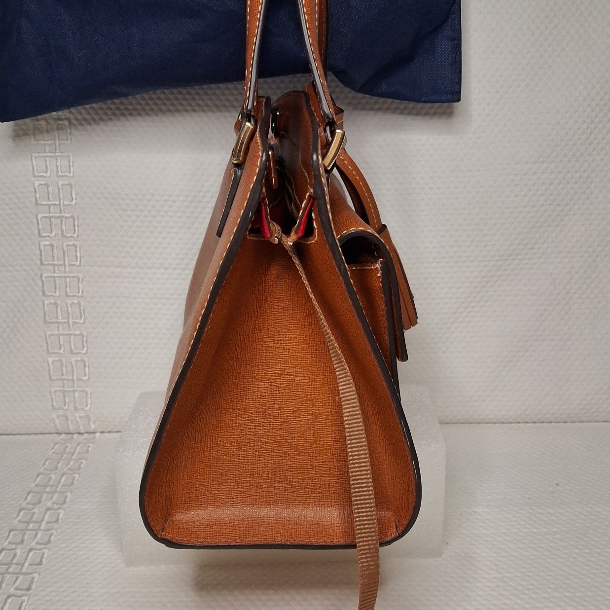 Dooney & Bourke Wexford Small Satchel Natural Tan Leather Crossbody Bag Handbag