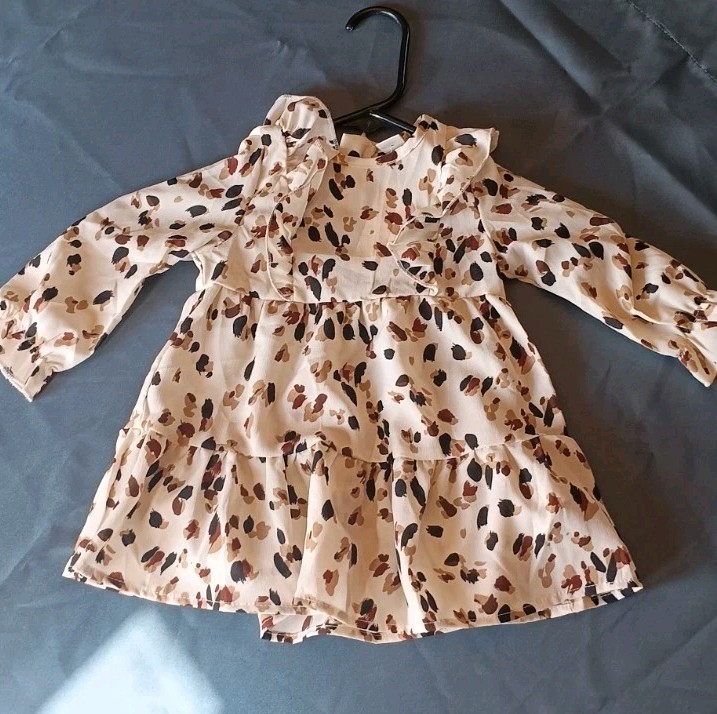 SHEIN Baby Girls 9-12 M Fit & Flare Spotted Tiered Ruffle LS Round Dress