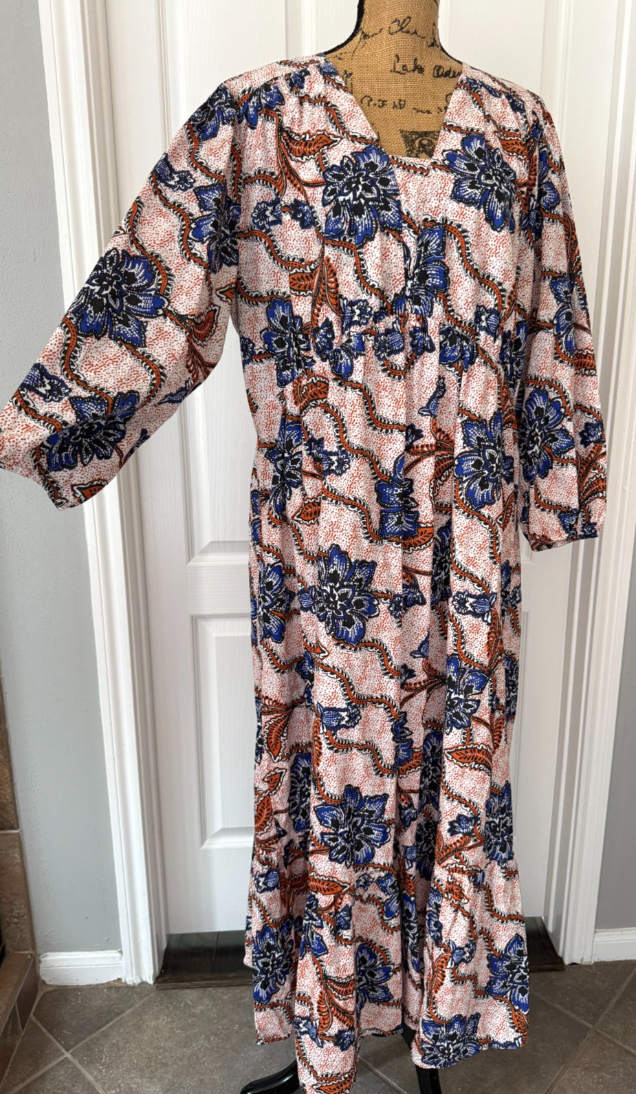 Chico’s Salsa Night Tiered Maxi Dress Empire Waist V-Neck Pockets Floral 3.5 18