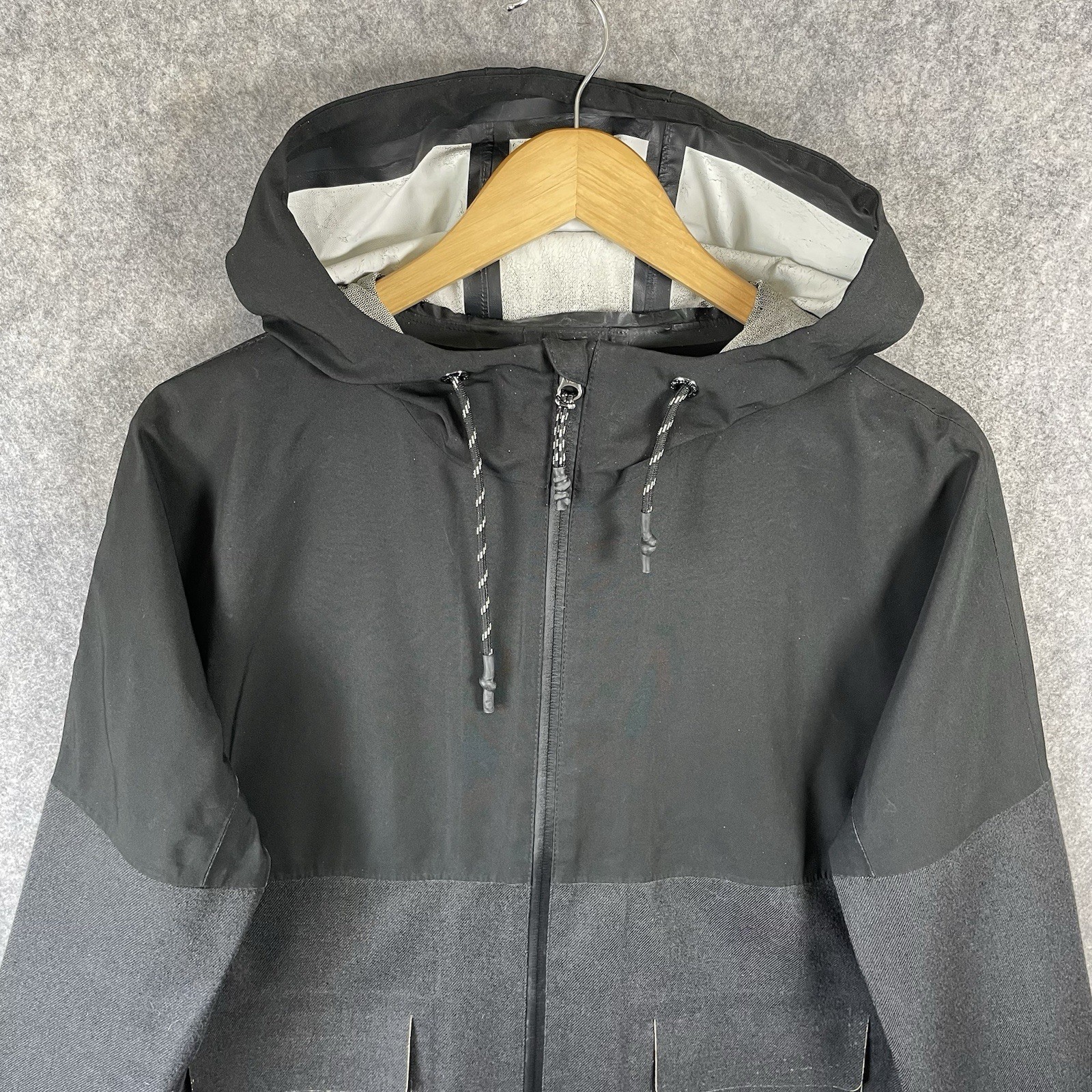 Sweaty Betty Waterproof Raincoat Womens Small Black Grey London Outdoor Coat *