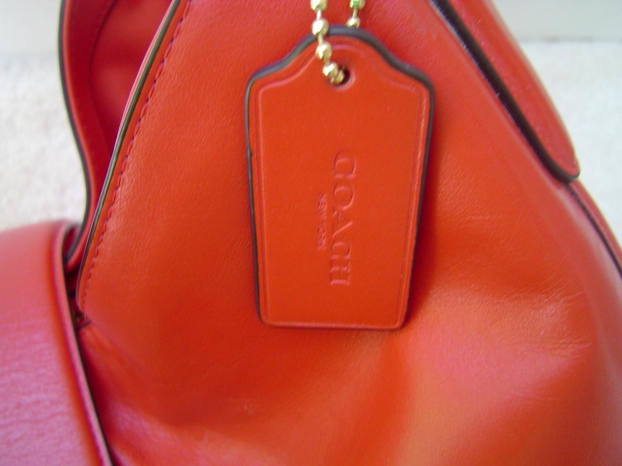 AUTHENTIC COACH VERMILLION SMOOTH LEATHER CARLYLE SHOULDER BAG #37637