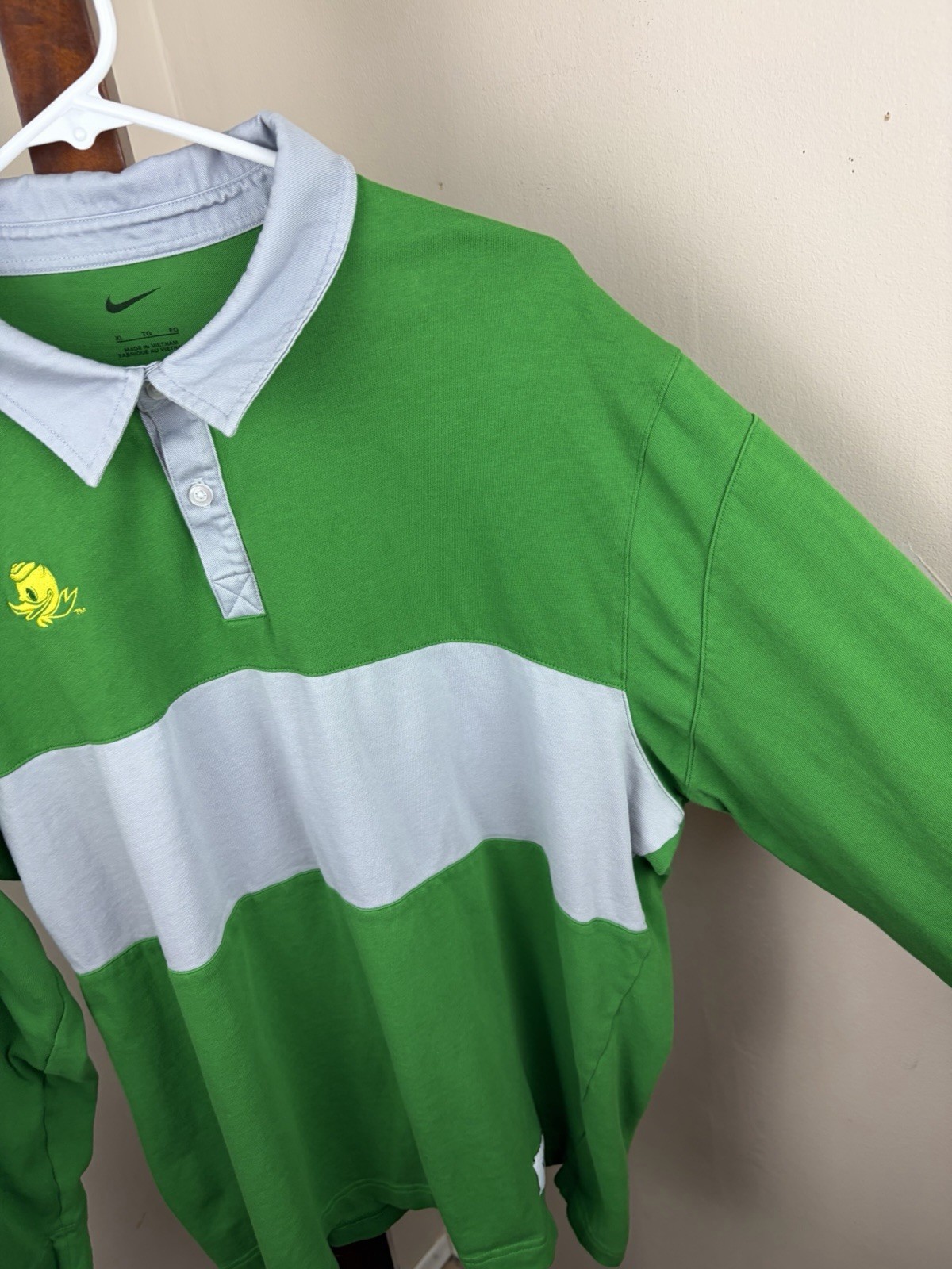 Nike Campus Collection Oregon Ducks Striped Piqué Polo Shirt Men’s XL LS Logo