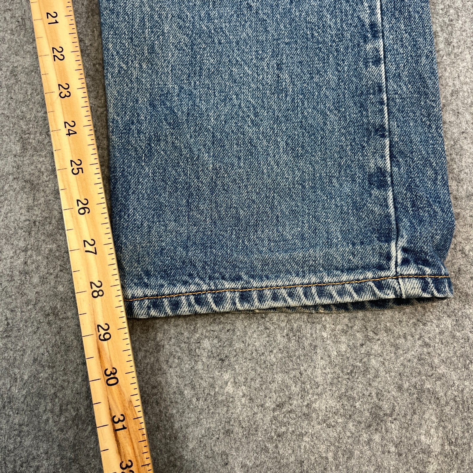 Vintage Levi’s 615 Mens Jeans Regular Straight 36 30 Mid Blue Orange Tab 90s