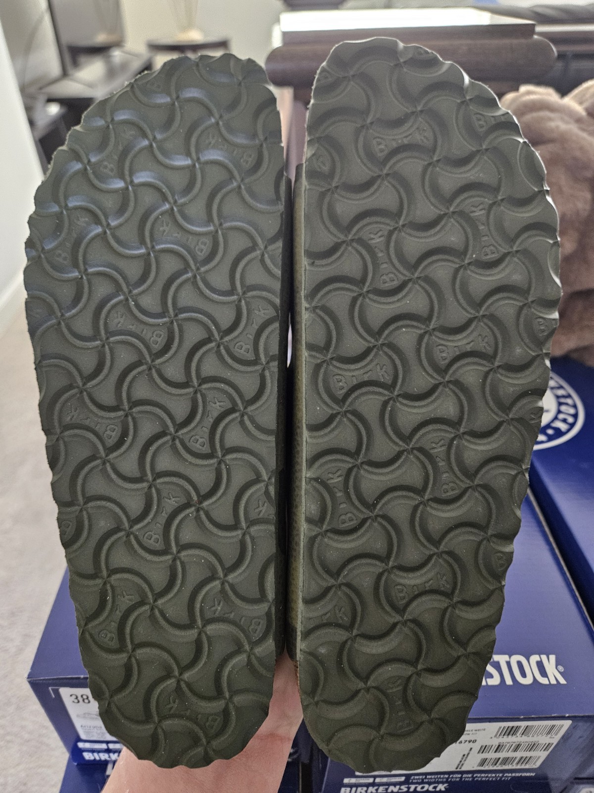 Birkenstock BS Arizona Narrow Fit Desert Soil Camo Green Womans Size 7 EU 38
