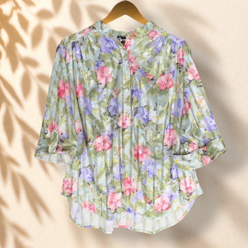 Top Notch Blouse M Medium Green Floral 3/4 Sleeve Button Crew Neck Casual