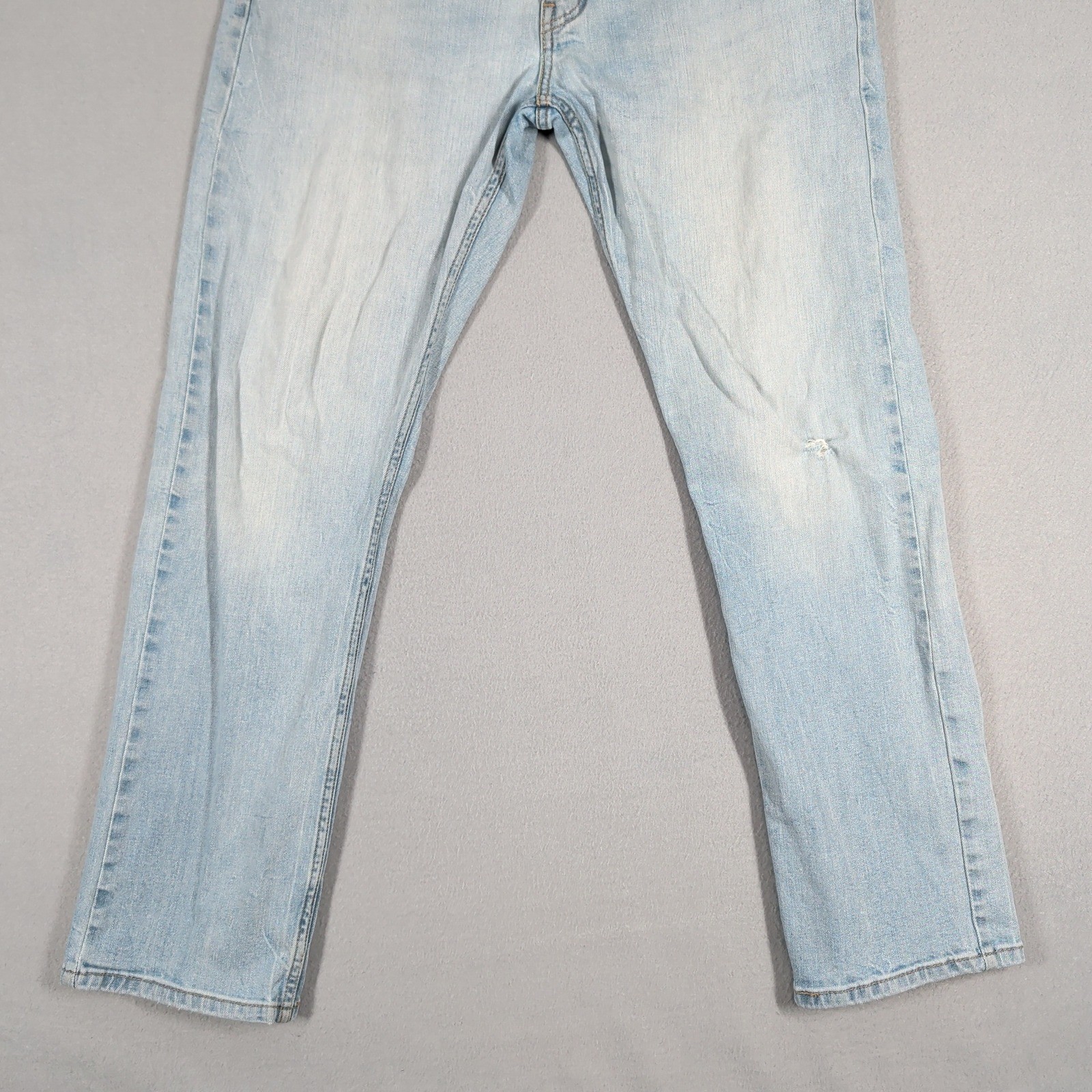Levi’s 513 Jeans Mens 36×32 Light Wash Slim Straight Denim Casual Everyday Wear