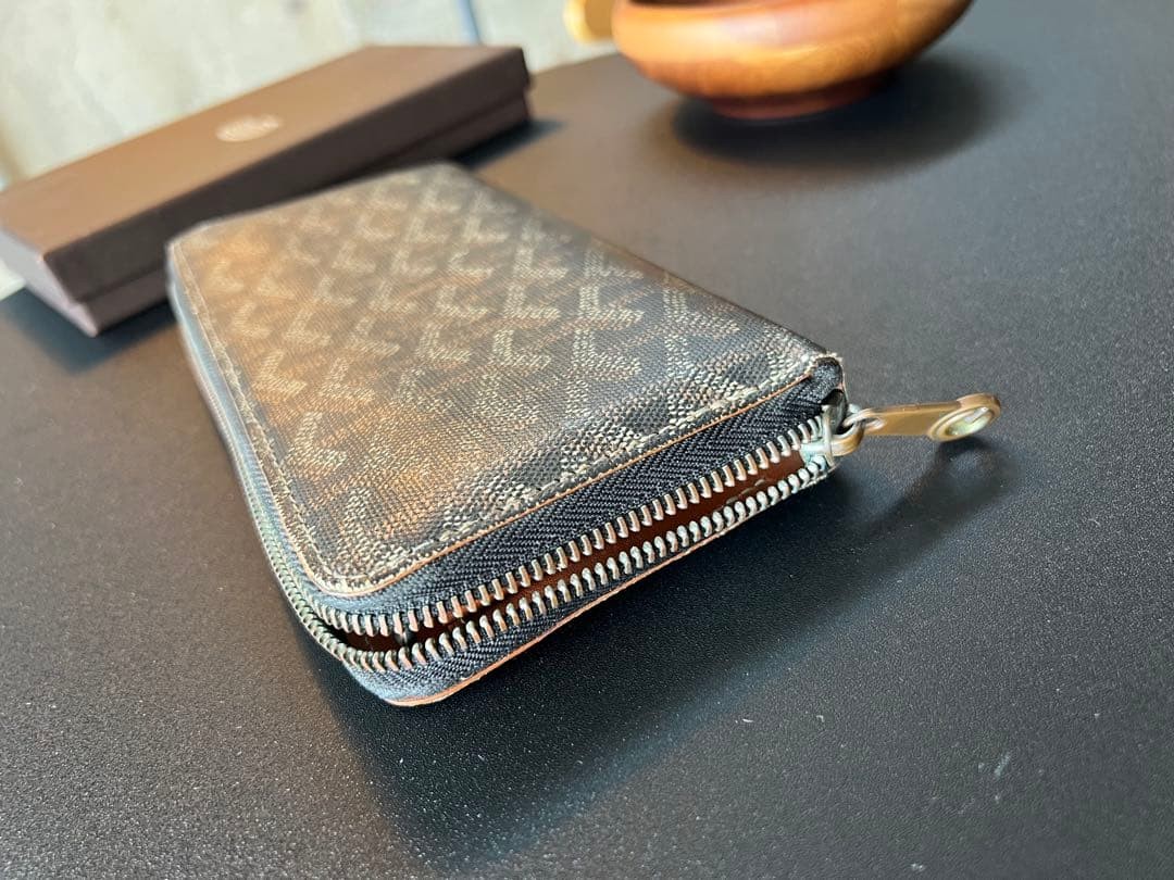 Goyard Matignon GM Zip Wallet Black Cognac Canvas Leather 7.9in x 4.1in w/ Box