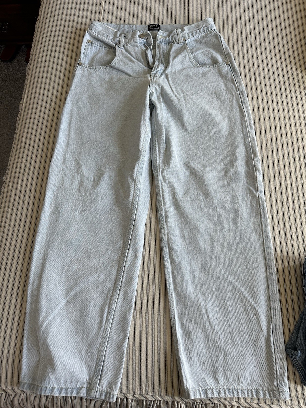 WESC Jeans Mens 30×32 Relaxed Fit Denim Cargo Blue Medium Wash 100% Cotton NWT