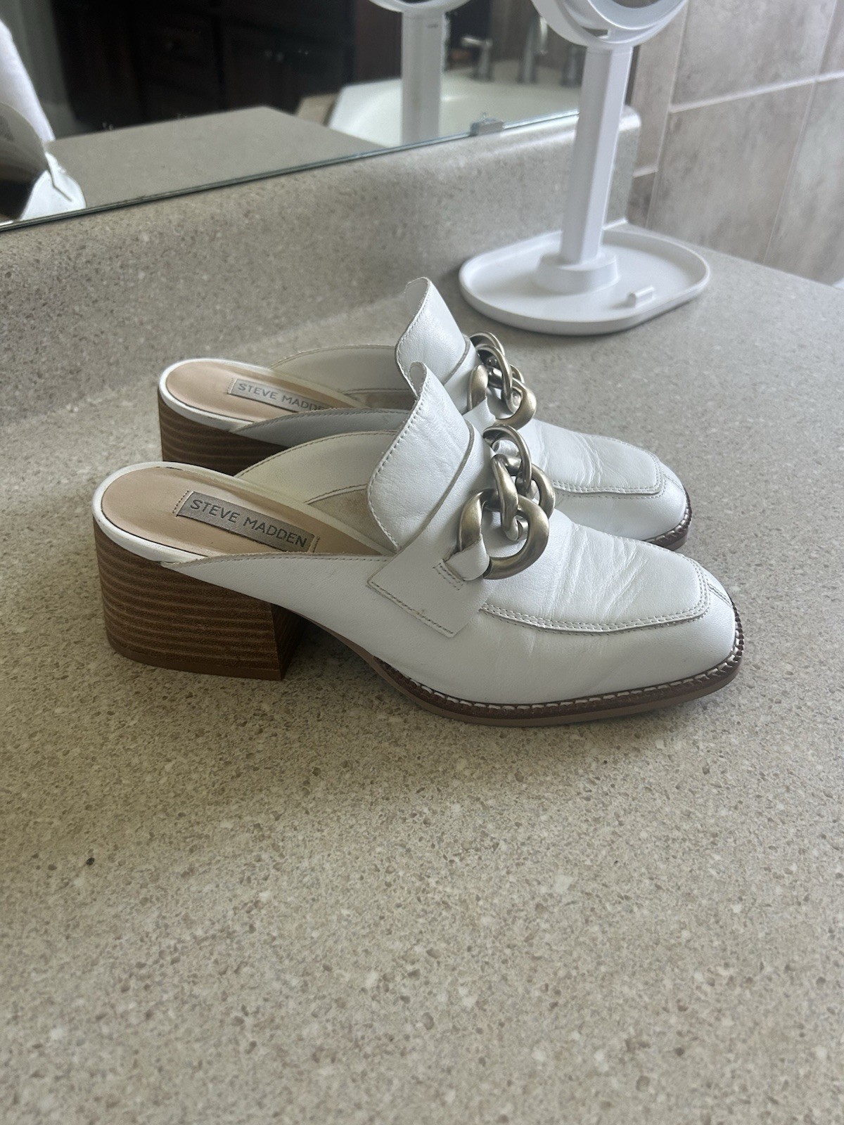 Steve Madden Women’s White Leather Slip-On Mule Chain Accent Block Heel 8.5