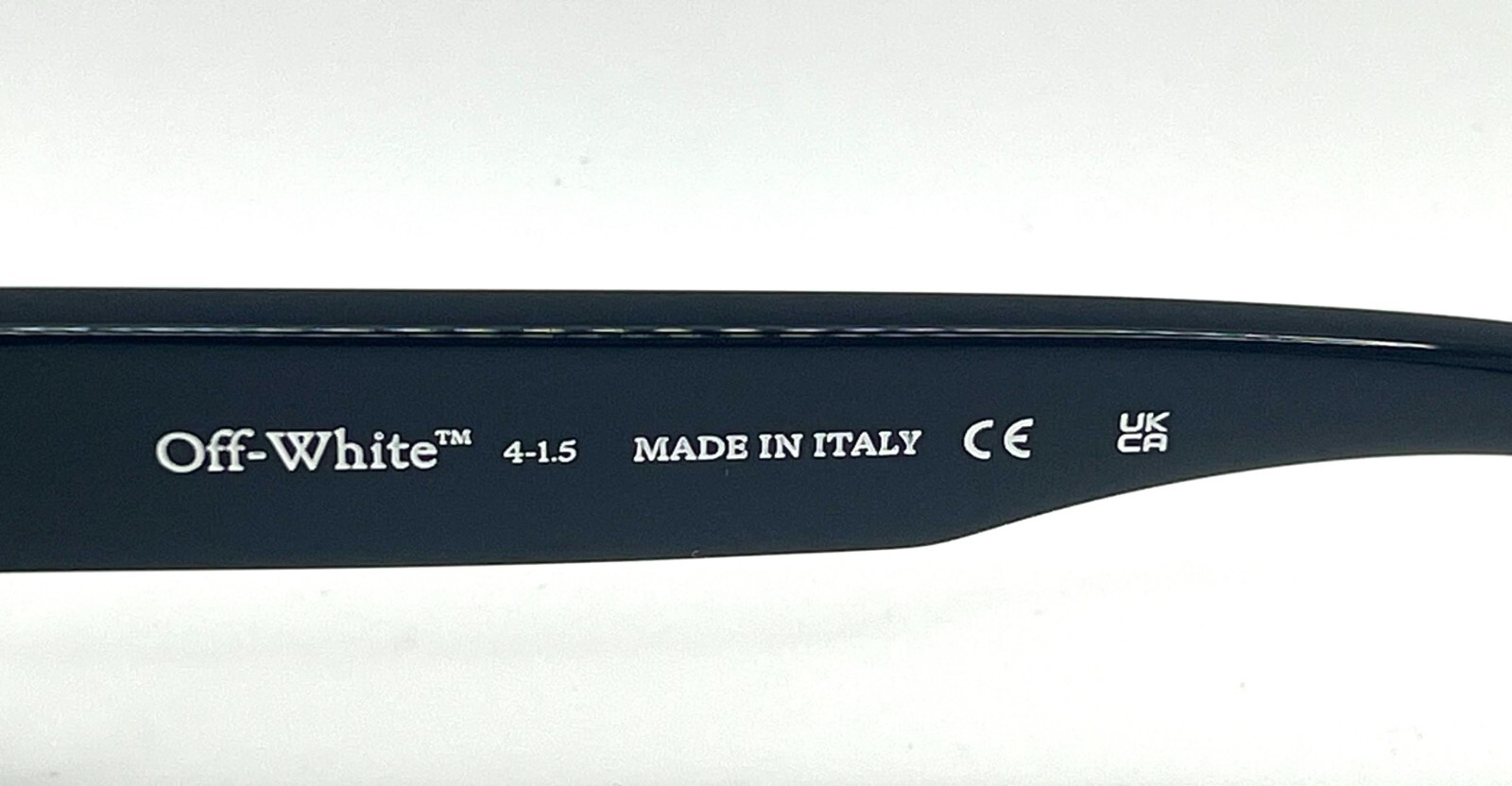 CELINE PARIS CL40194U CL 40194U 01A Black 52-22-145 Sunglasses