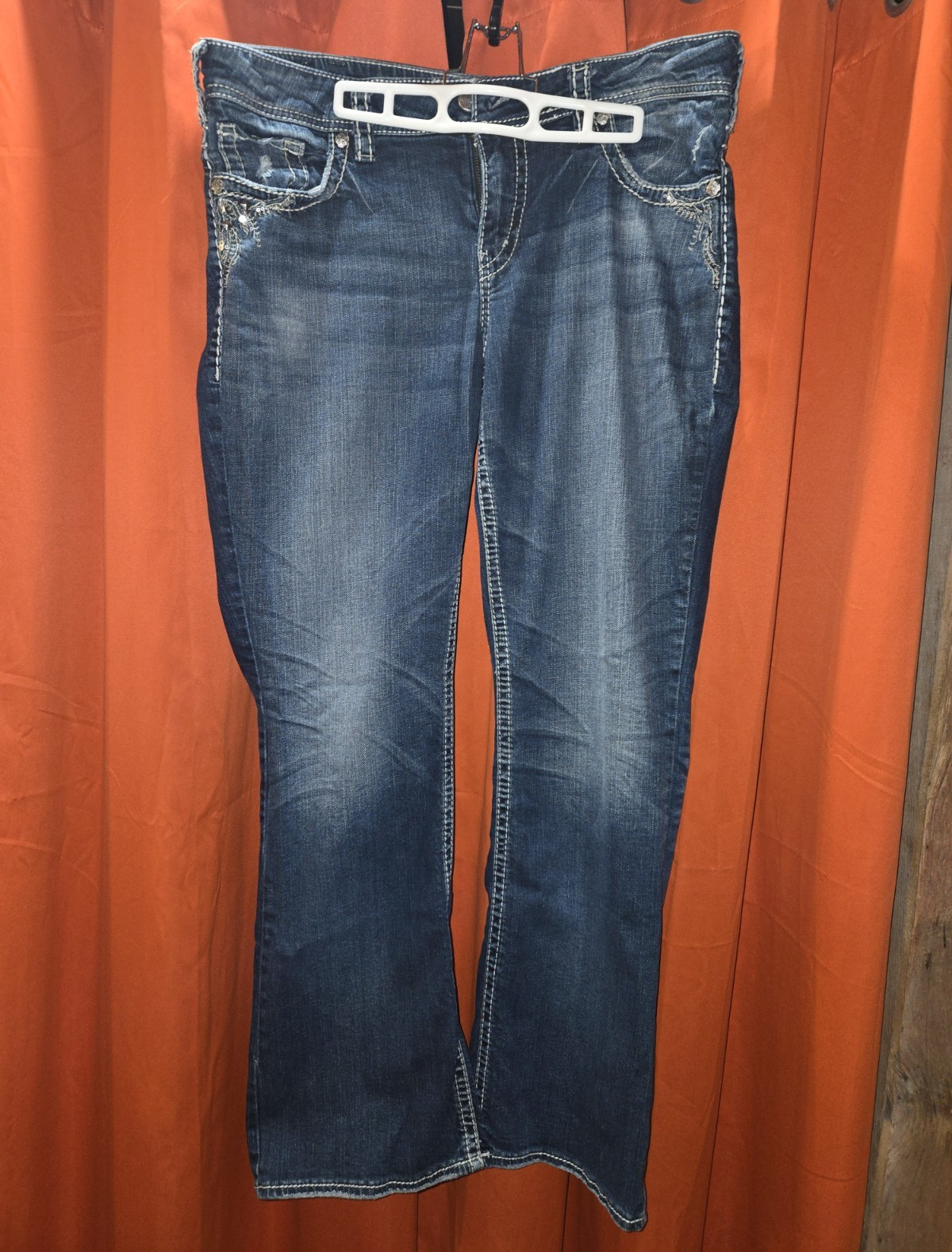 Silver Suki Women’s Bootcut Jeans Blue Medium Wash 5-Pocket Logo