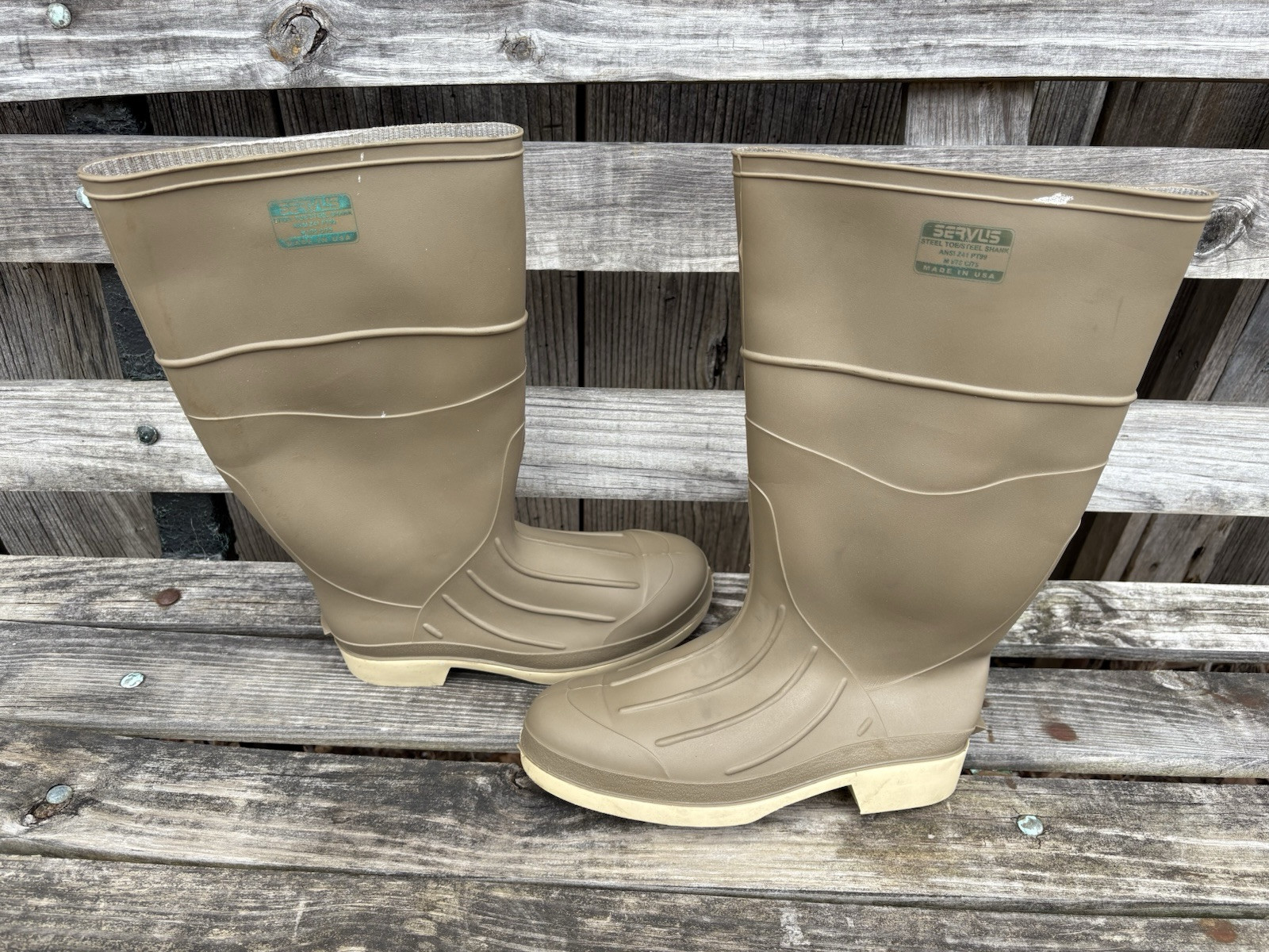 Honeywell Servus ANSI 241 PT99 M I 75 C 75 Men’s servus Rubber Boot, Steel Toe