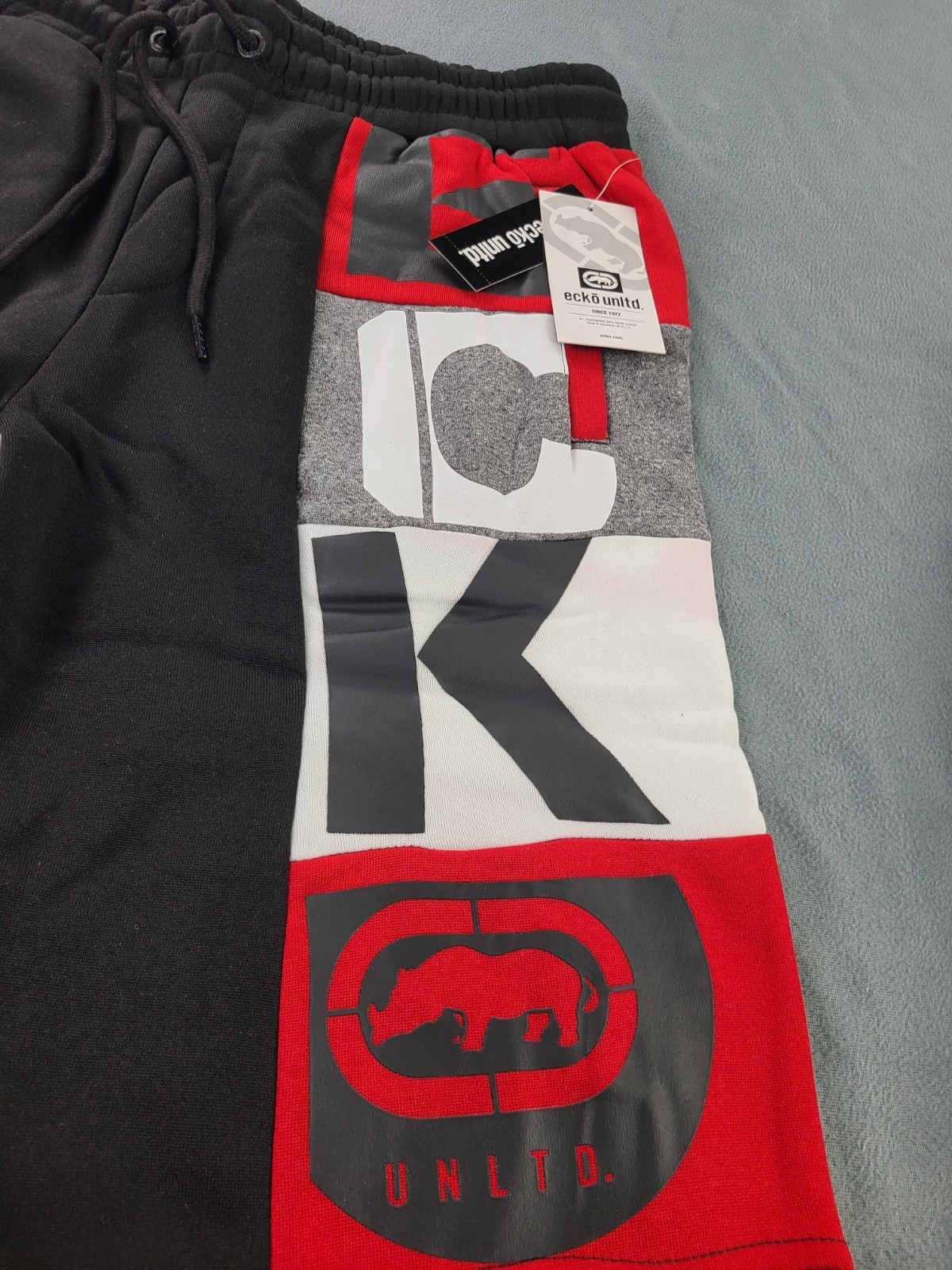 Ecko Unltd. Men’s Triple Play Fleece Shorts Size Small New With Tags