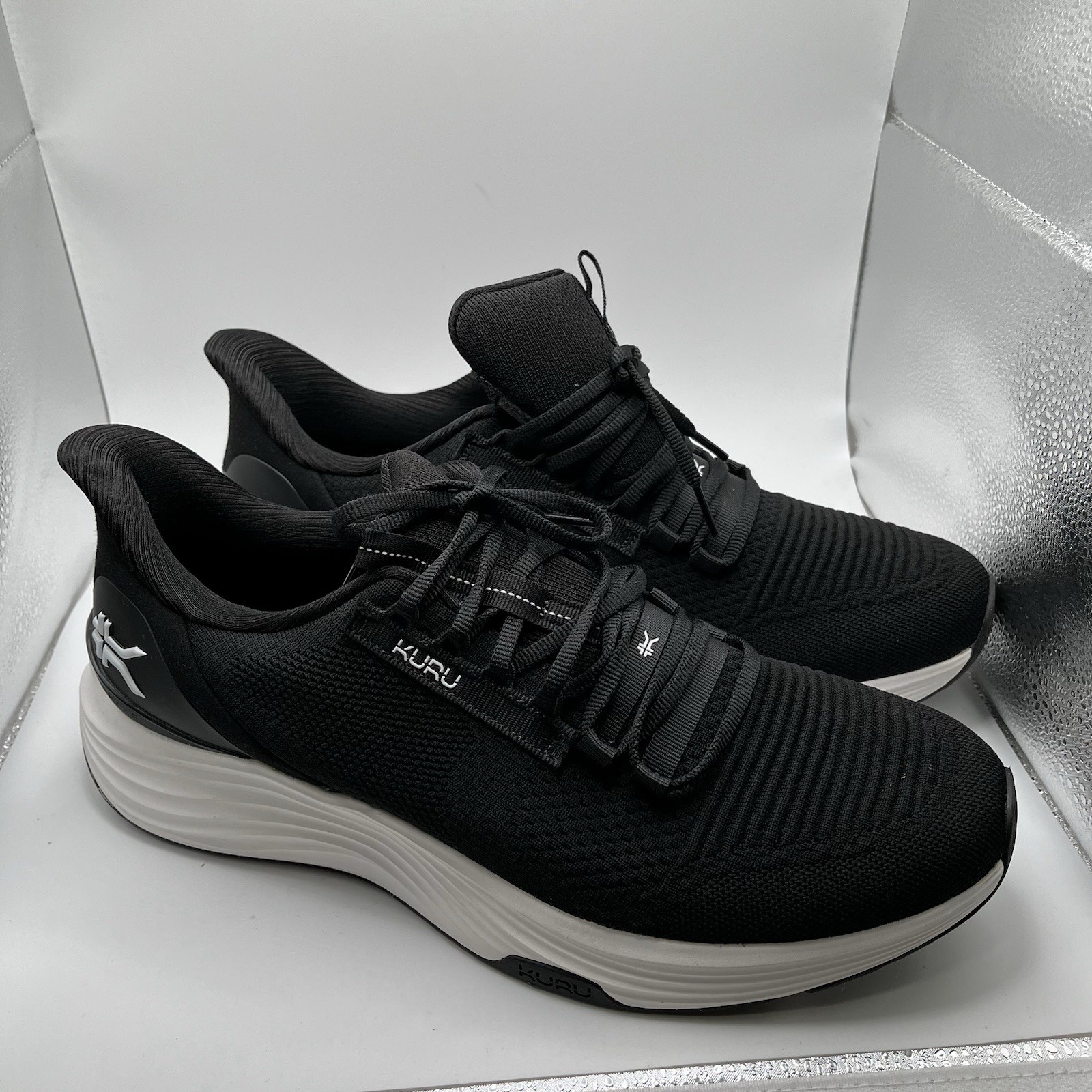 EUC Kuru Atom 2 – Jet Black/Bright White – Size 12 Men’s
