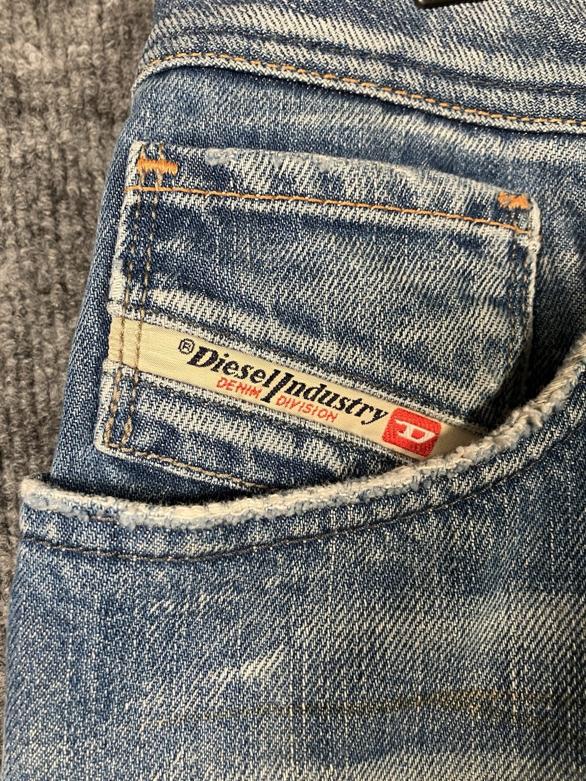 Diesel ZAF 796 Flared Leg Button Fly Denim Jeans Waist 32X30 (cut To 26)