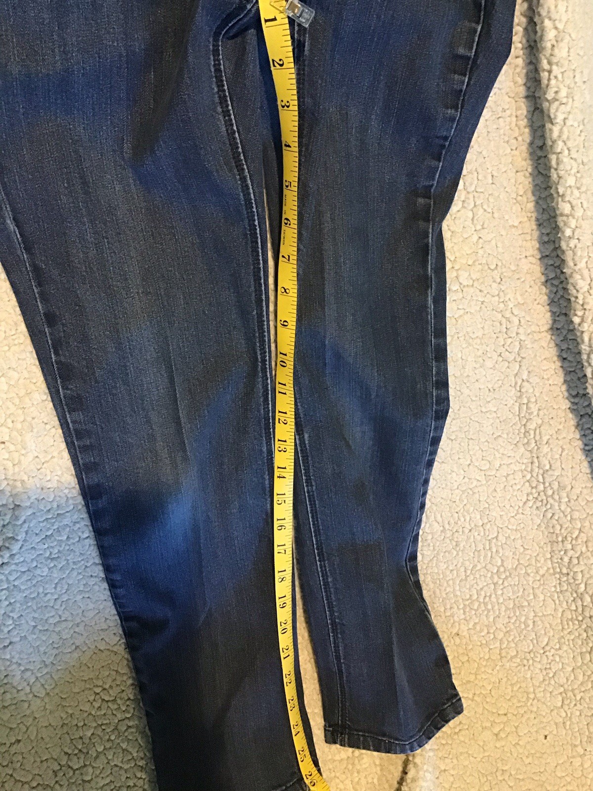 Ann Taylor Women’s Size 26/4P Modern Skinny Dark Wash Denim
