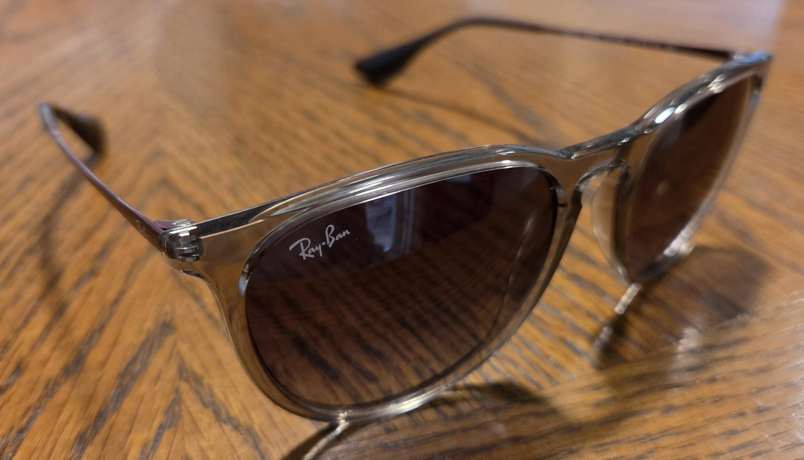Ray•Ban Erika Sunglasses ORB4171 Grey