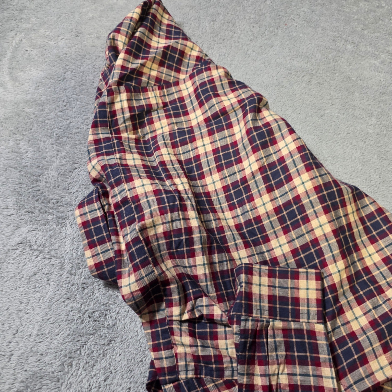 Lochlana Hathaway Mens M Button Down Shirt Plaid Navy Burgundy Cotton Wool Blend