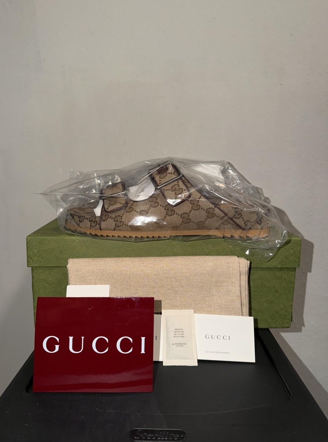 Gucci Strap Slide Sandals In Beige/Ebony GG Canvas Size US 10.5/UK 10 Authentic